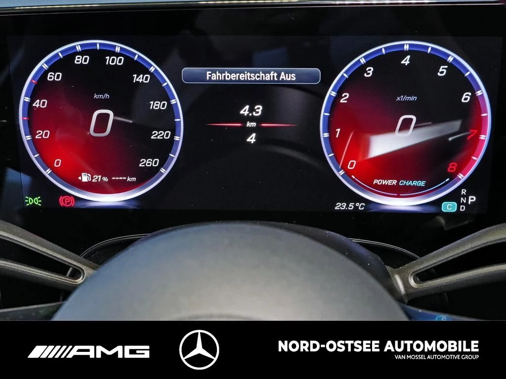 Mercedes-Benz CLA 200 4M SB AMG PANO HUD DISTRONIC AHK AMG Line