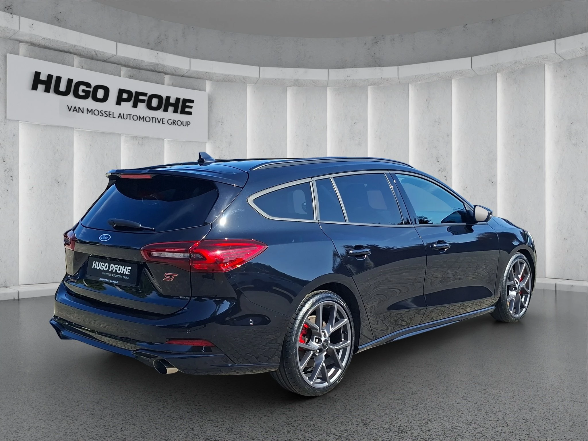 Ford Focus ST X Turnier 2.3 EB Aut. | LED | Pano | ACC | RFK | SHZ | LMF | Navi | B&O