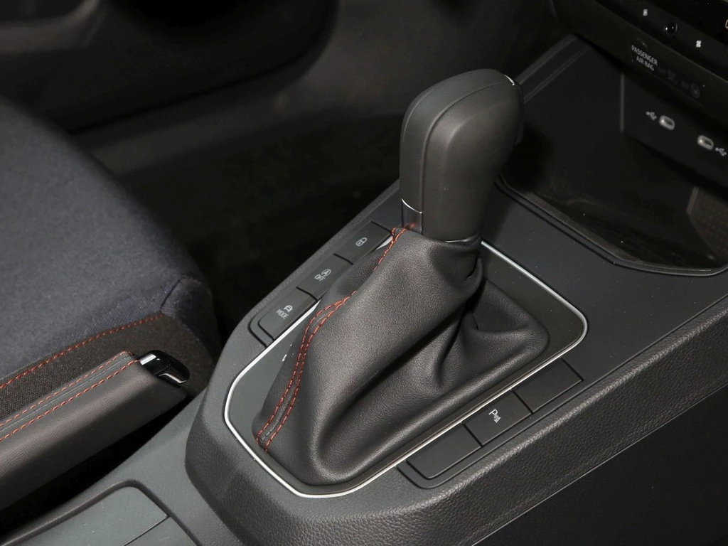 SEAT Ibiza FR 1.5 Black Ed. DSG UPE 34.990 per sofort