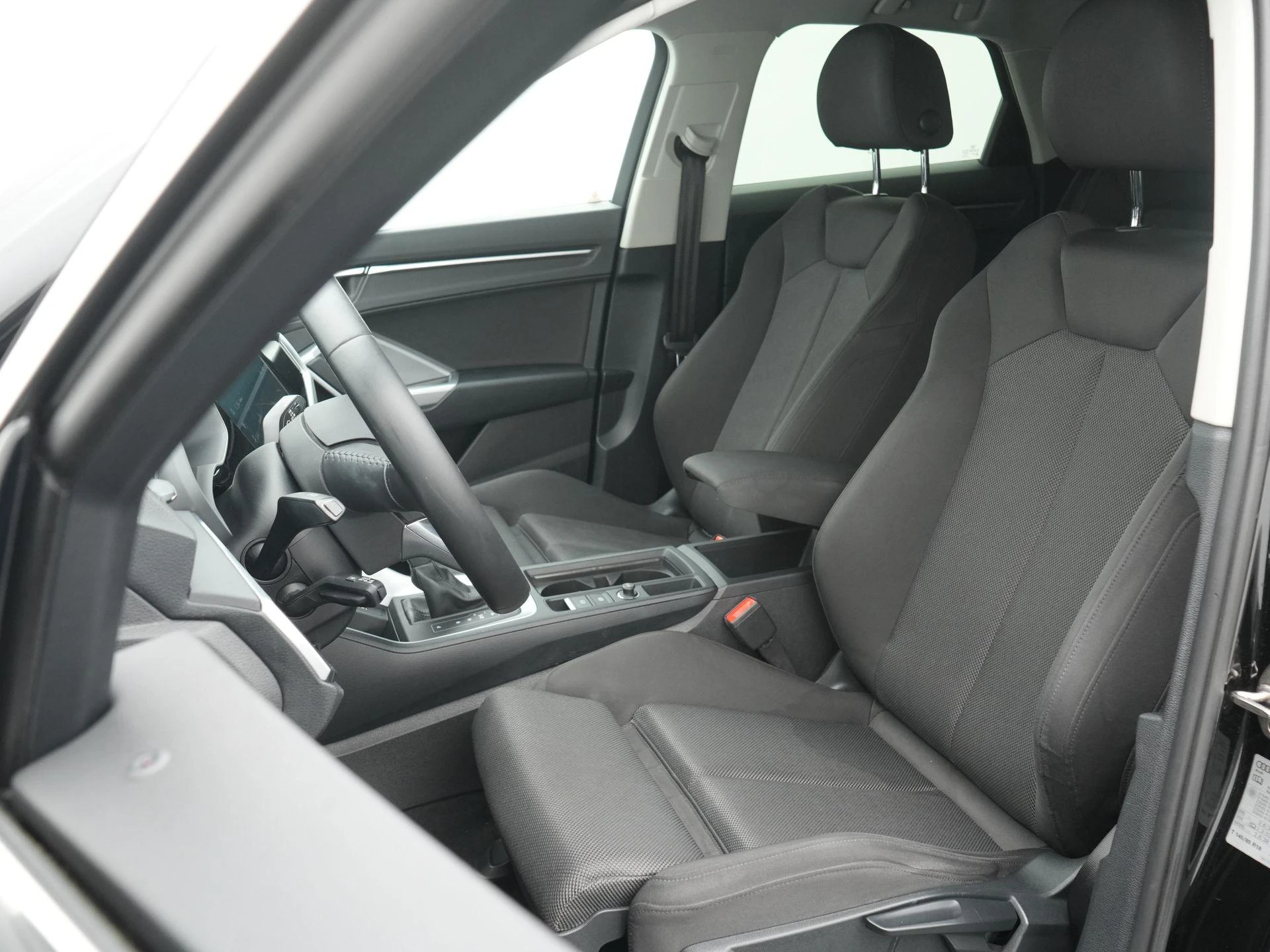 Audi-Q3-image-8