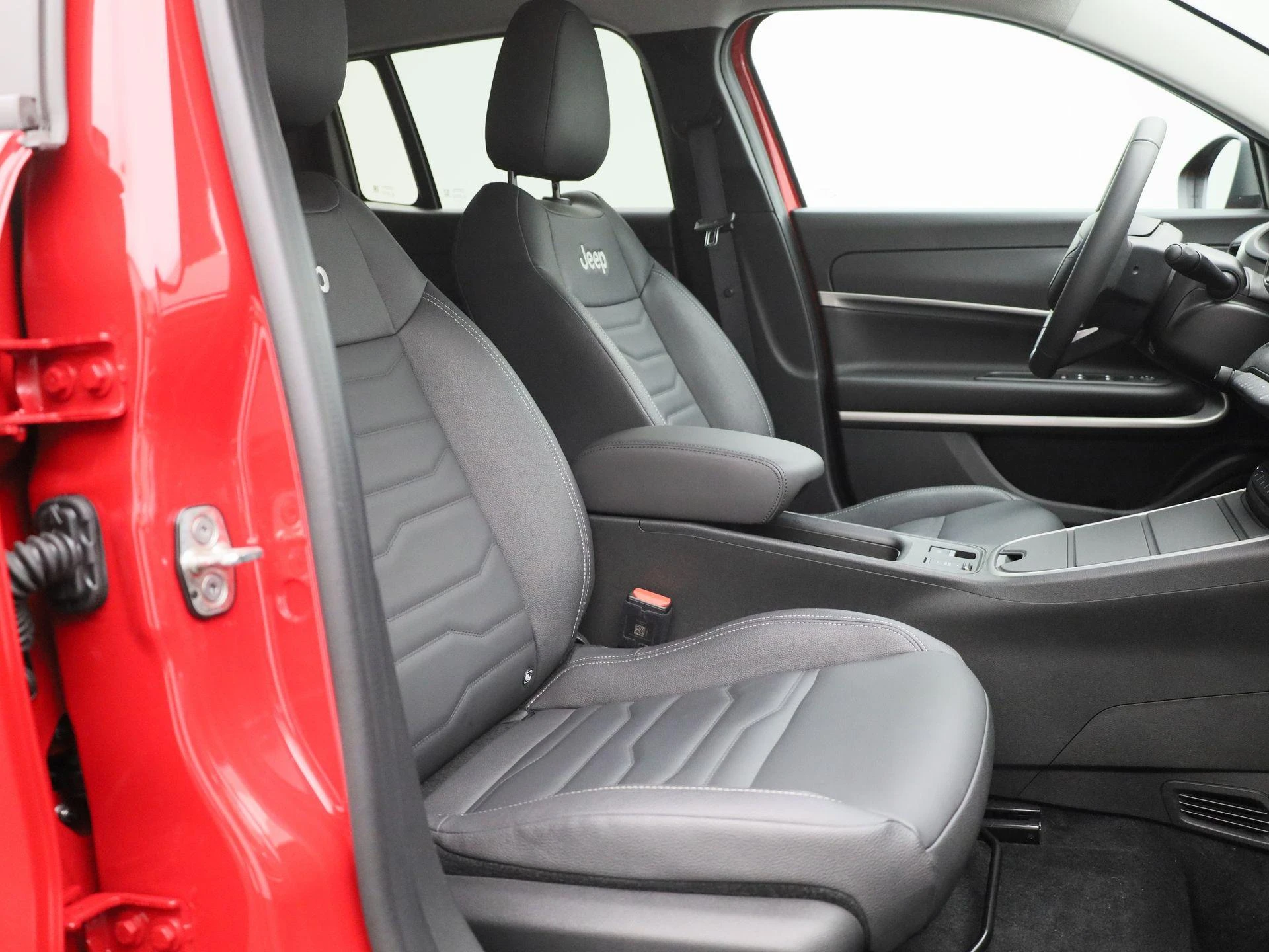 Jeep-Avenger-image-33