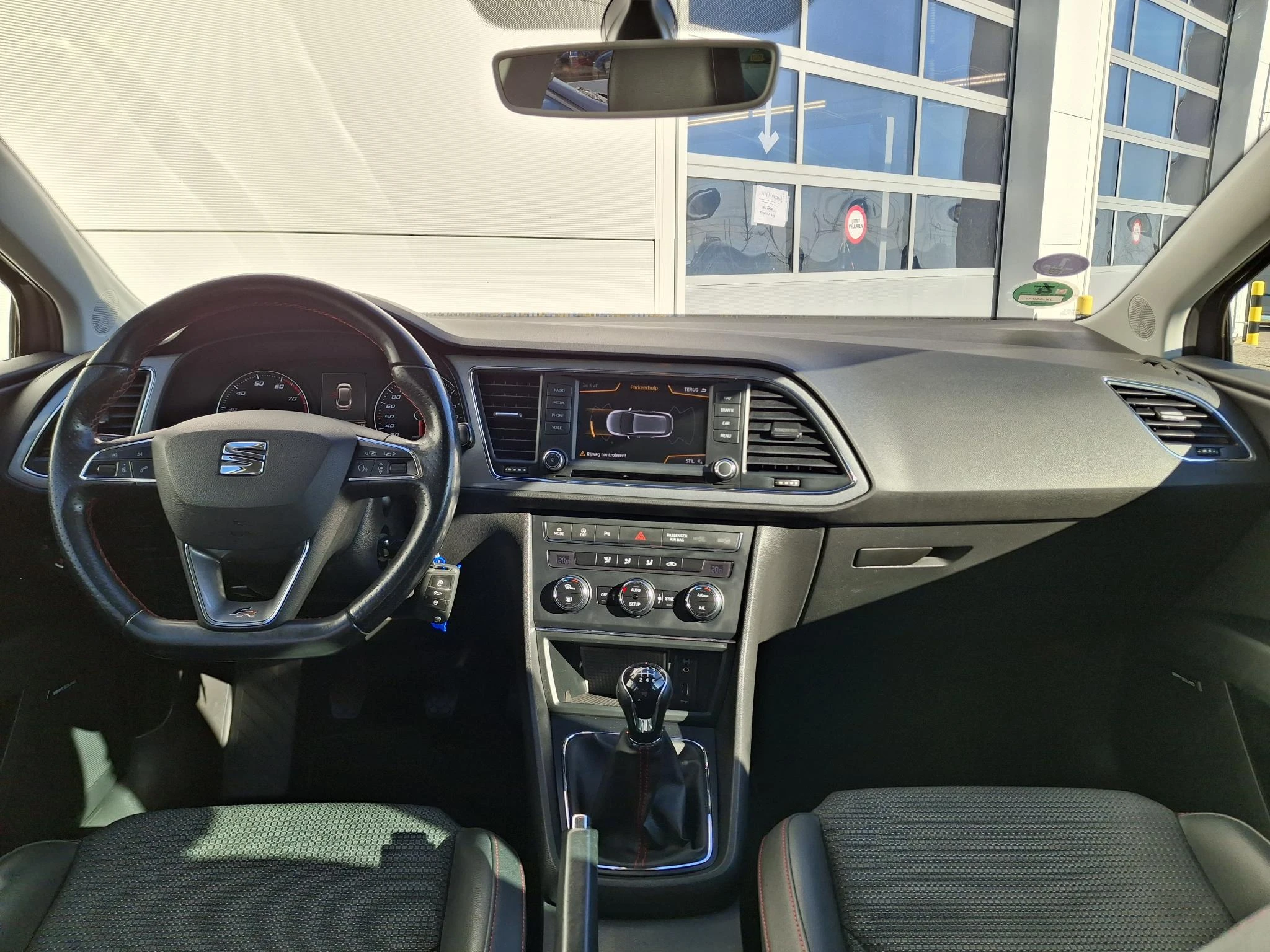 SEAT-Leon-image-10