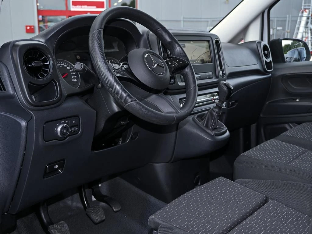 Mercedes-Benz-Vito 116-image-7