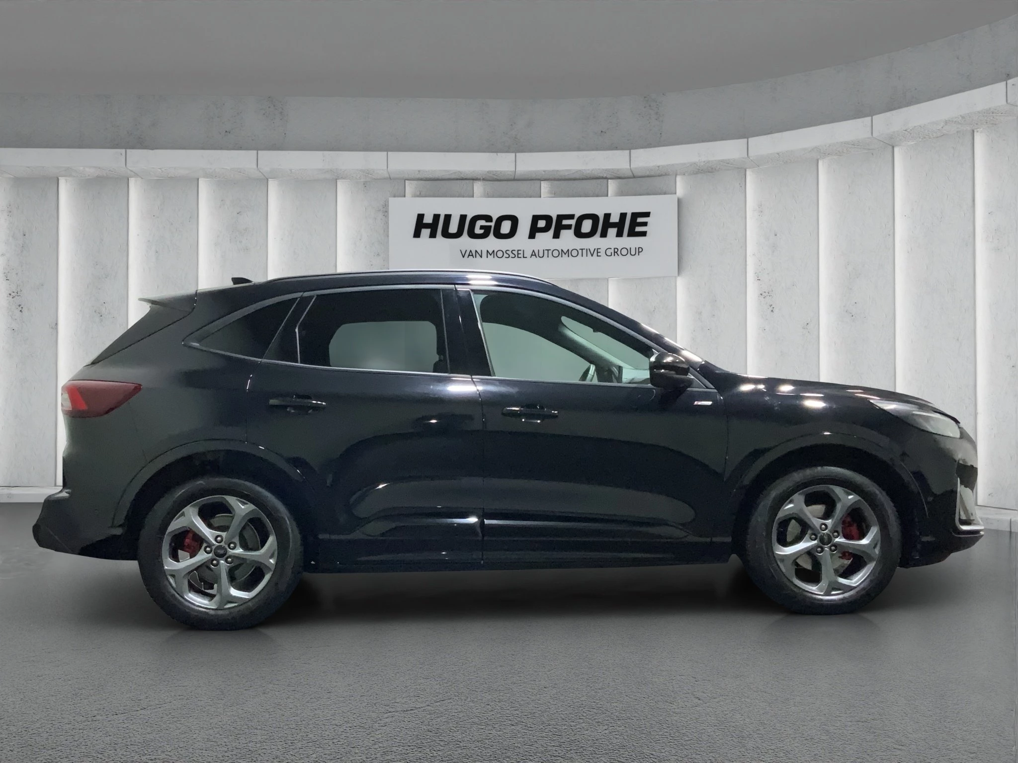 Ford Kuga ST-Line X Aut.*PANO*AHK*360GRAD*LED-MATRIX*NAVI*GRA*WINTER-PKT.