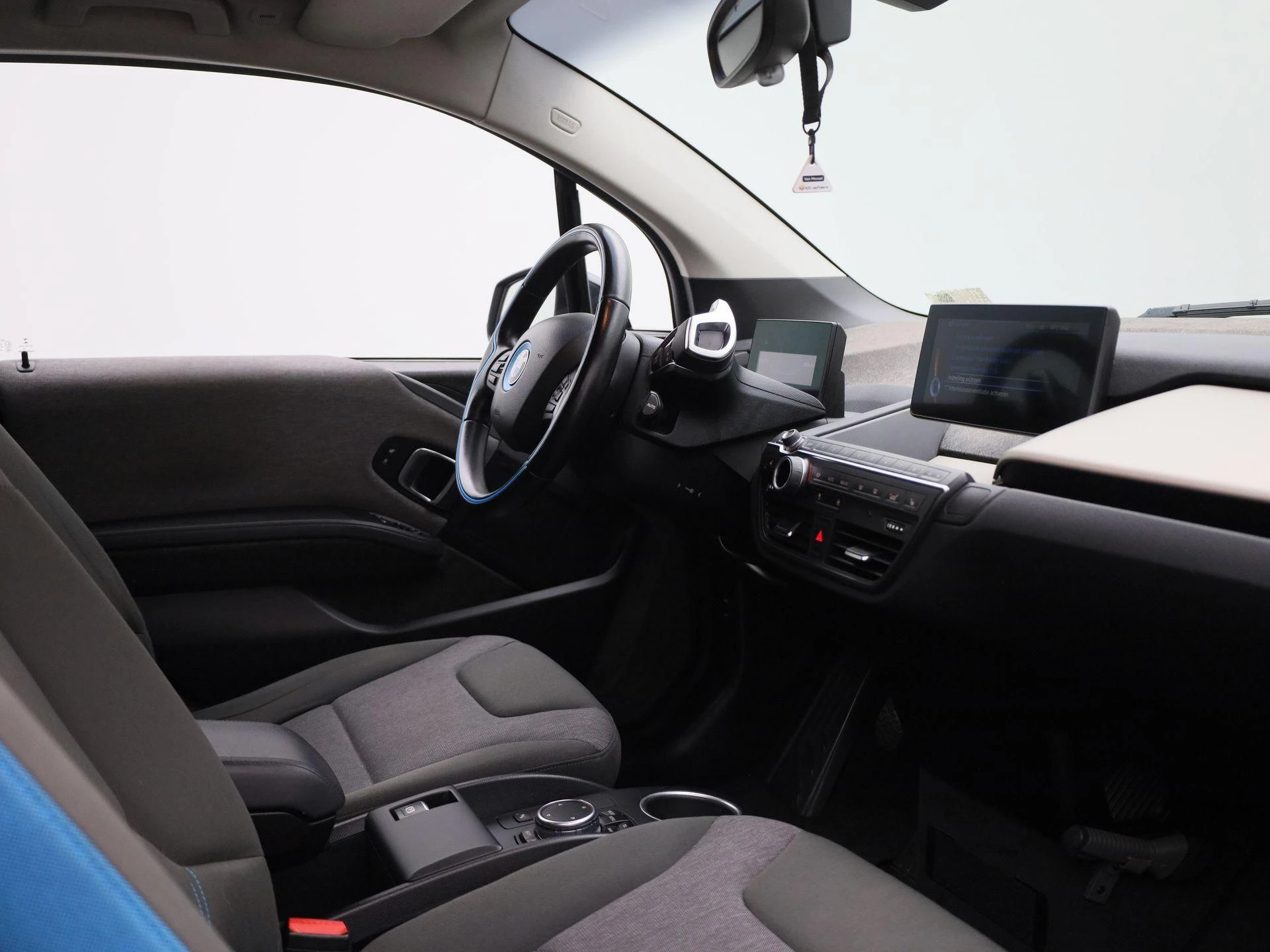 BMW-i3-image-32