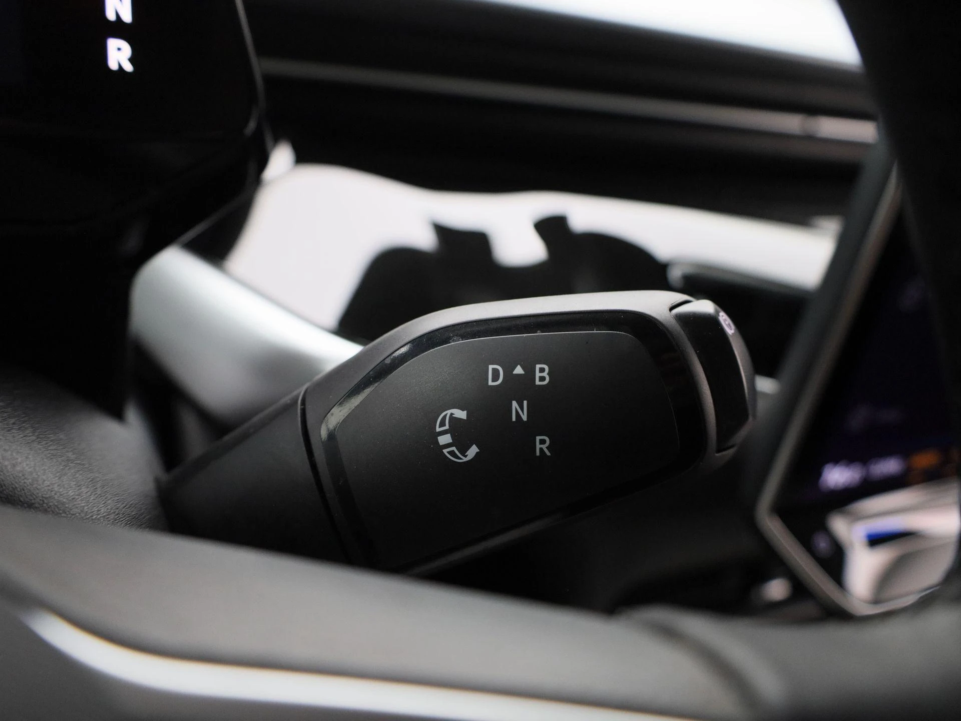 Volkswagen-ID. Buzz-image-23