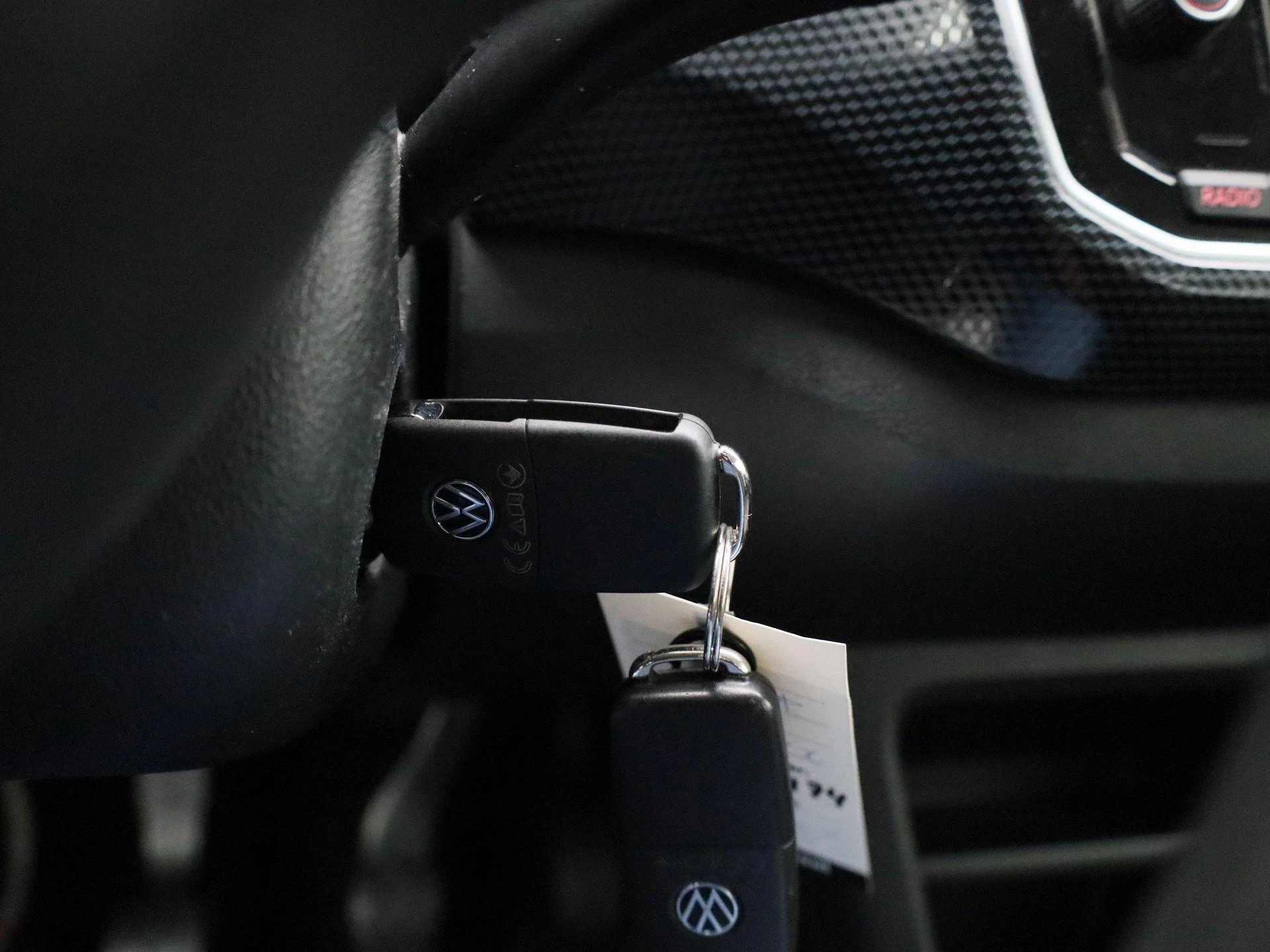 Volkswagen-up!-image-16