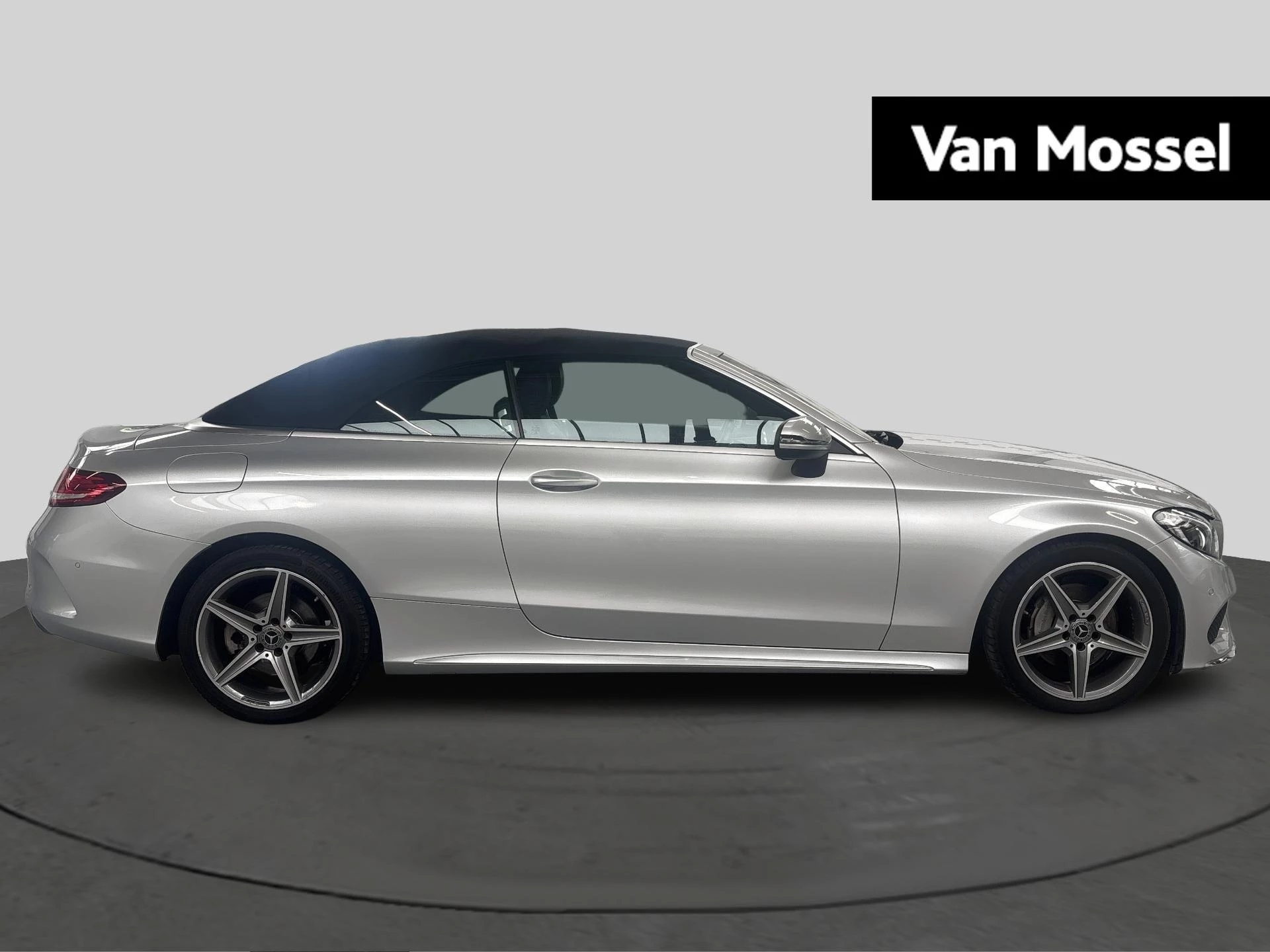 Mercedes-Benz C-Klasse 220d Cabriolet + AMG LINE + LEDER + CAMERA +