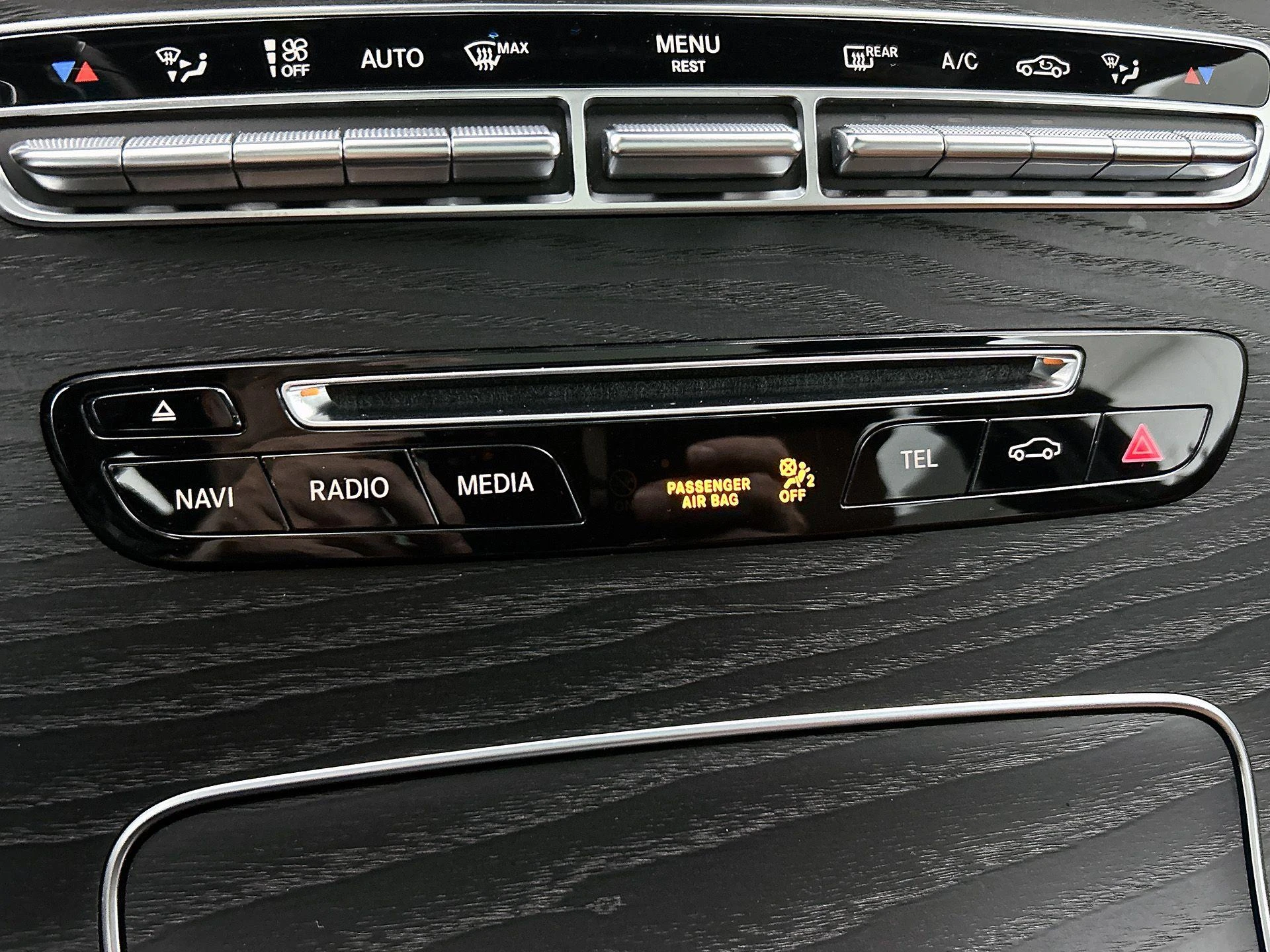 Mercedes-Benz-GLC-image-12