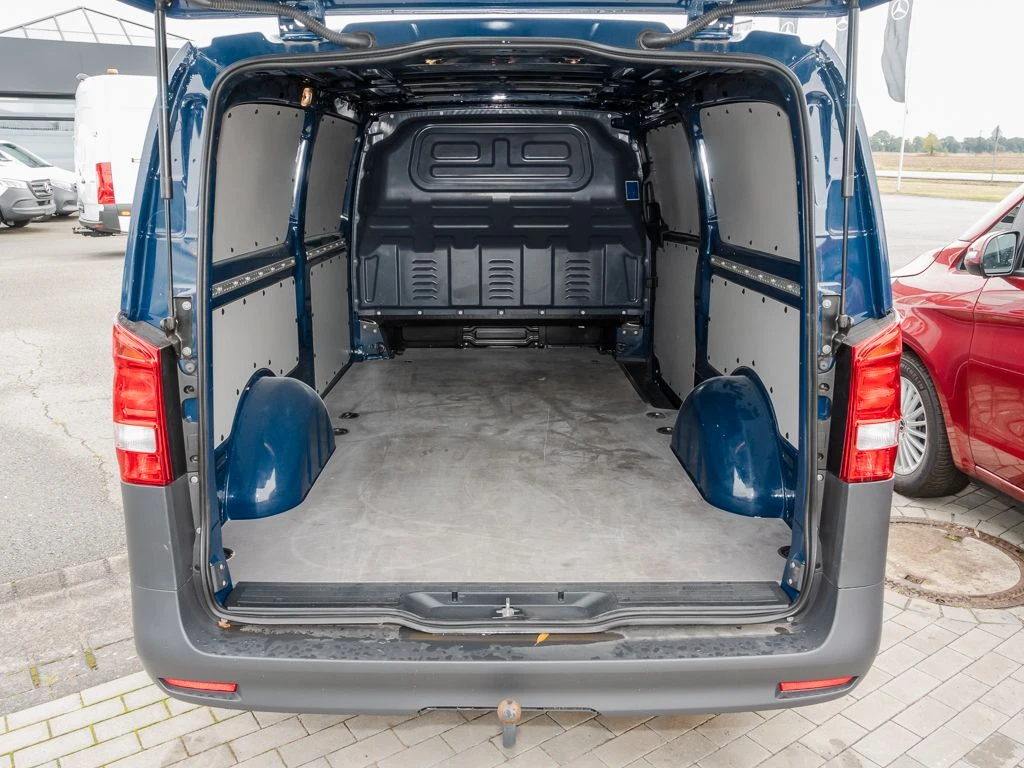 Mercedes-Benz-Vito 116-image-13