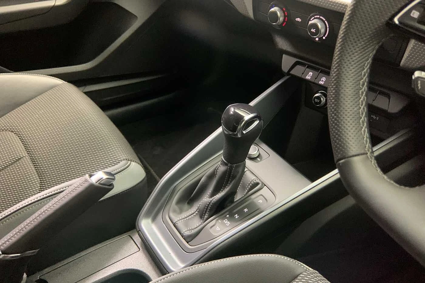 Audi-A1 Sportback-image-7
