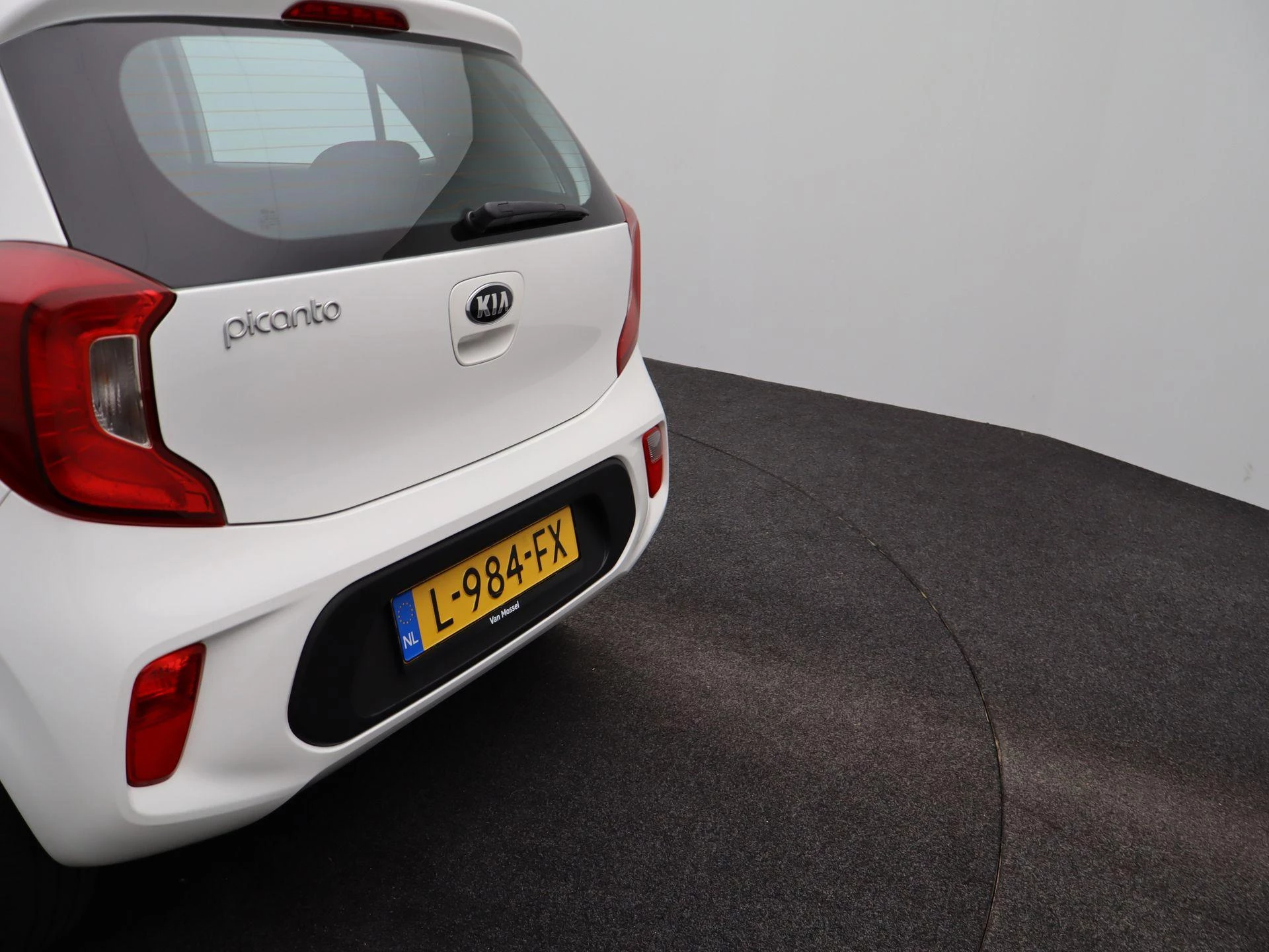 Kia-Picanto-image-32