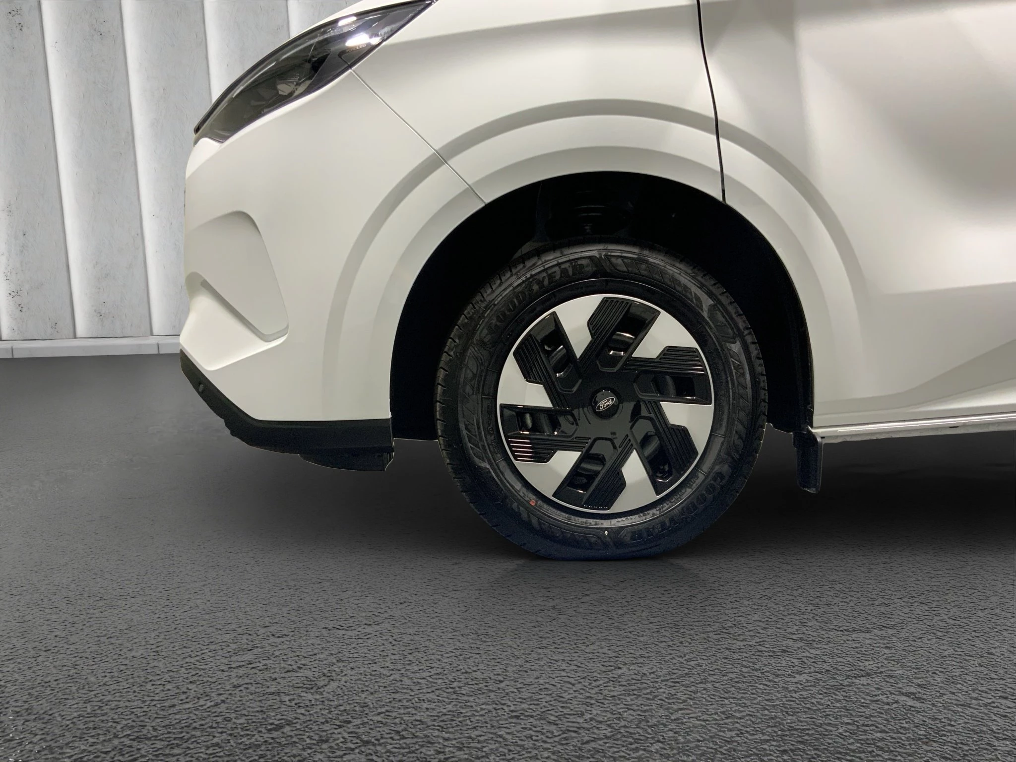 Ford-Transit Custom-image-8