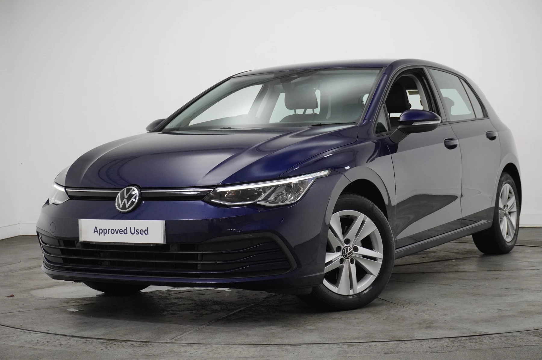 Volkswagen-Golf-image-45