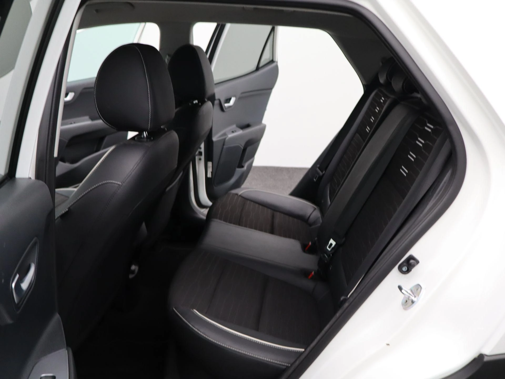 Kia-Stonic-image-11