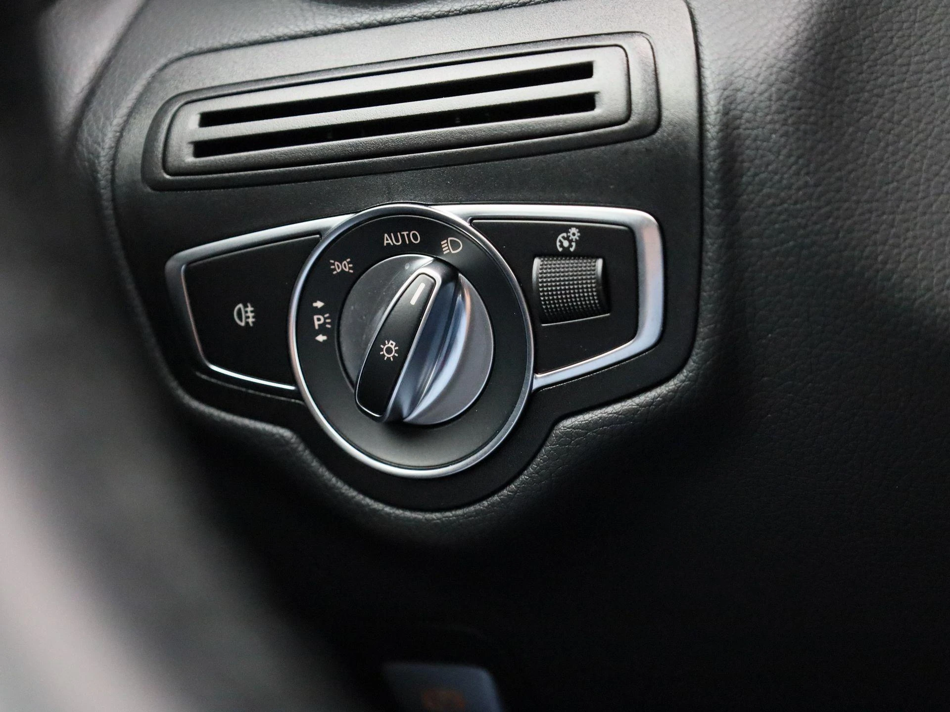 Mercedes-Benz GLC GLC 200 d Business Solution