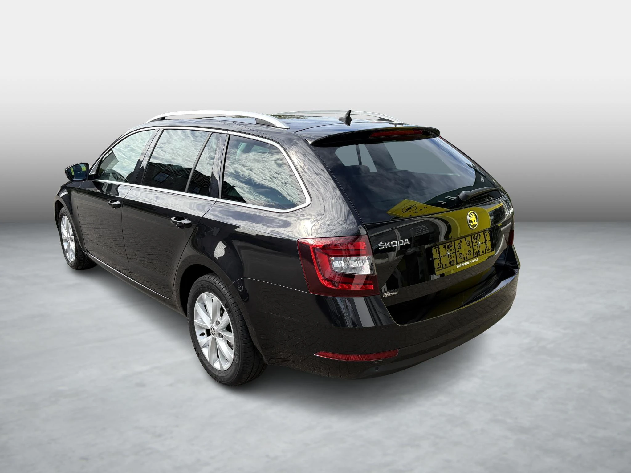 Škoda-Octavia-image-2