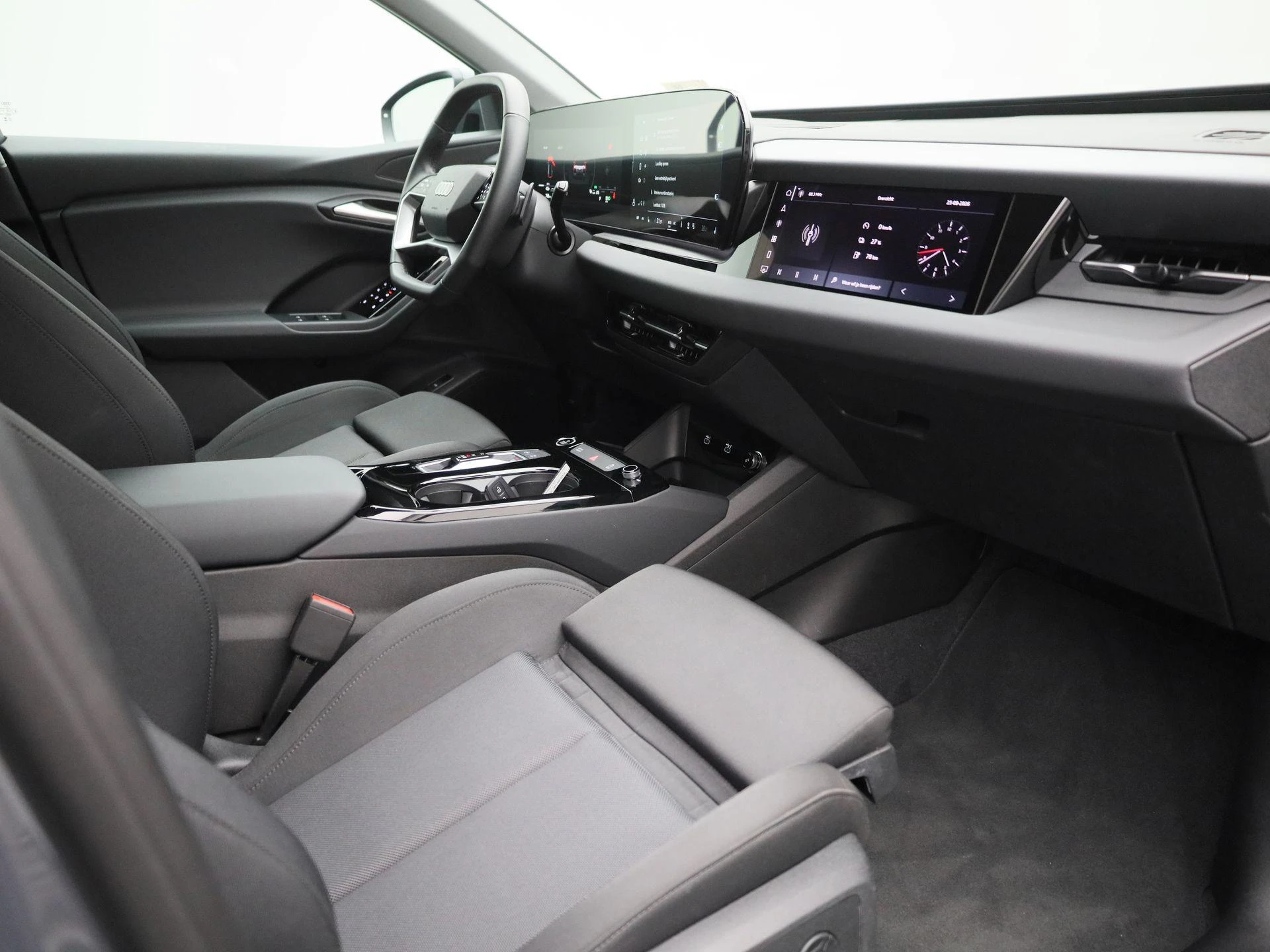 Audi-Q6 e-tron-image-18