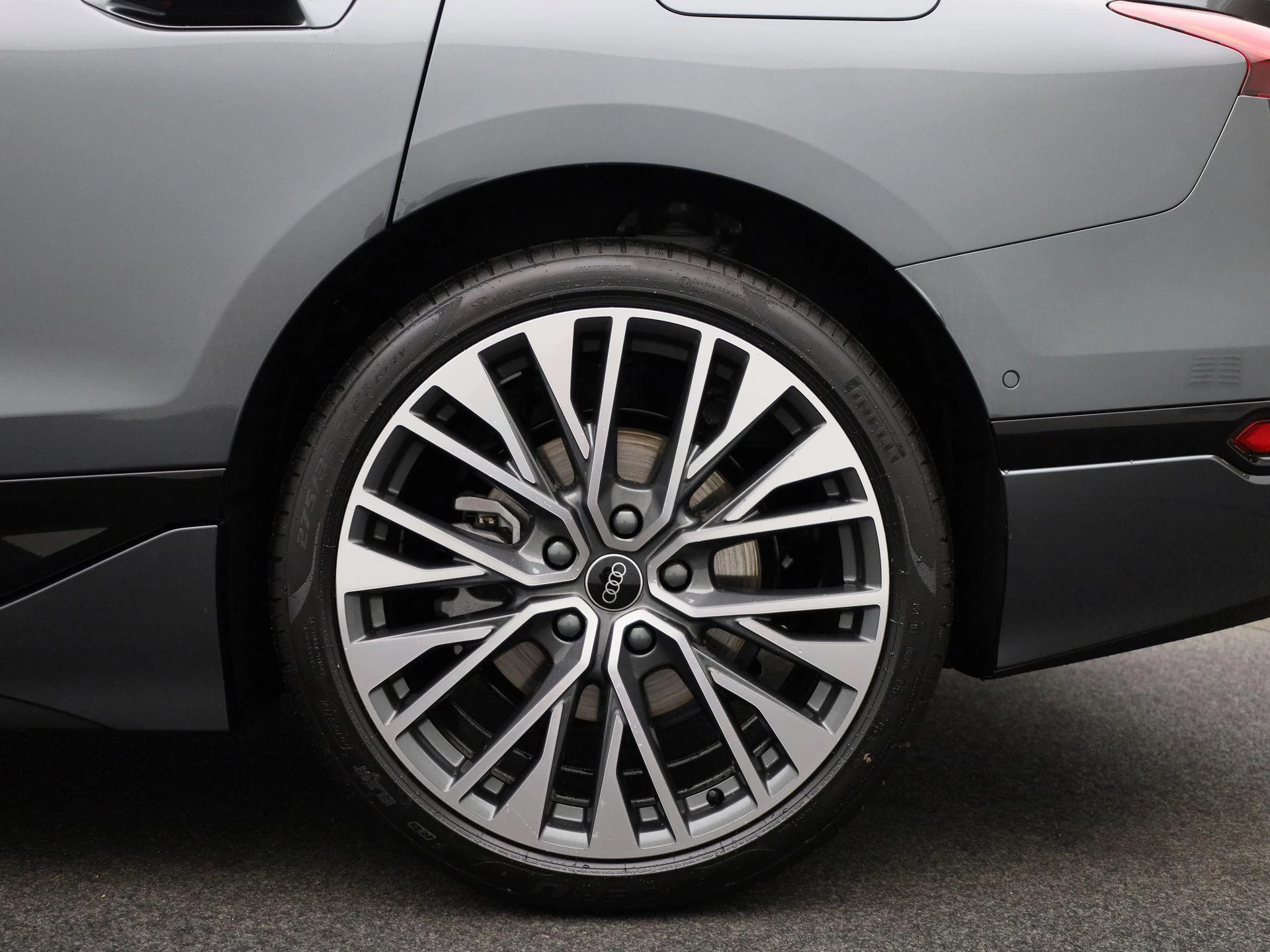Audi A6 Avant e-tron S edition 83 kWh