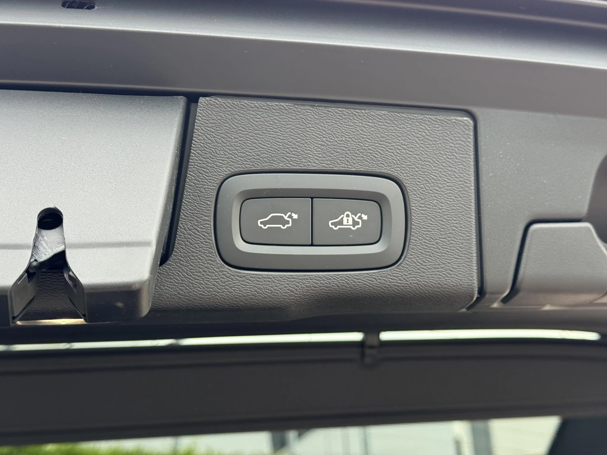 Volvo XC60 T6 Black Edition Ultra AWD Plug-in Hybrid