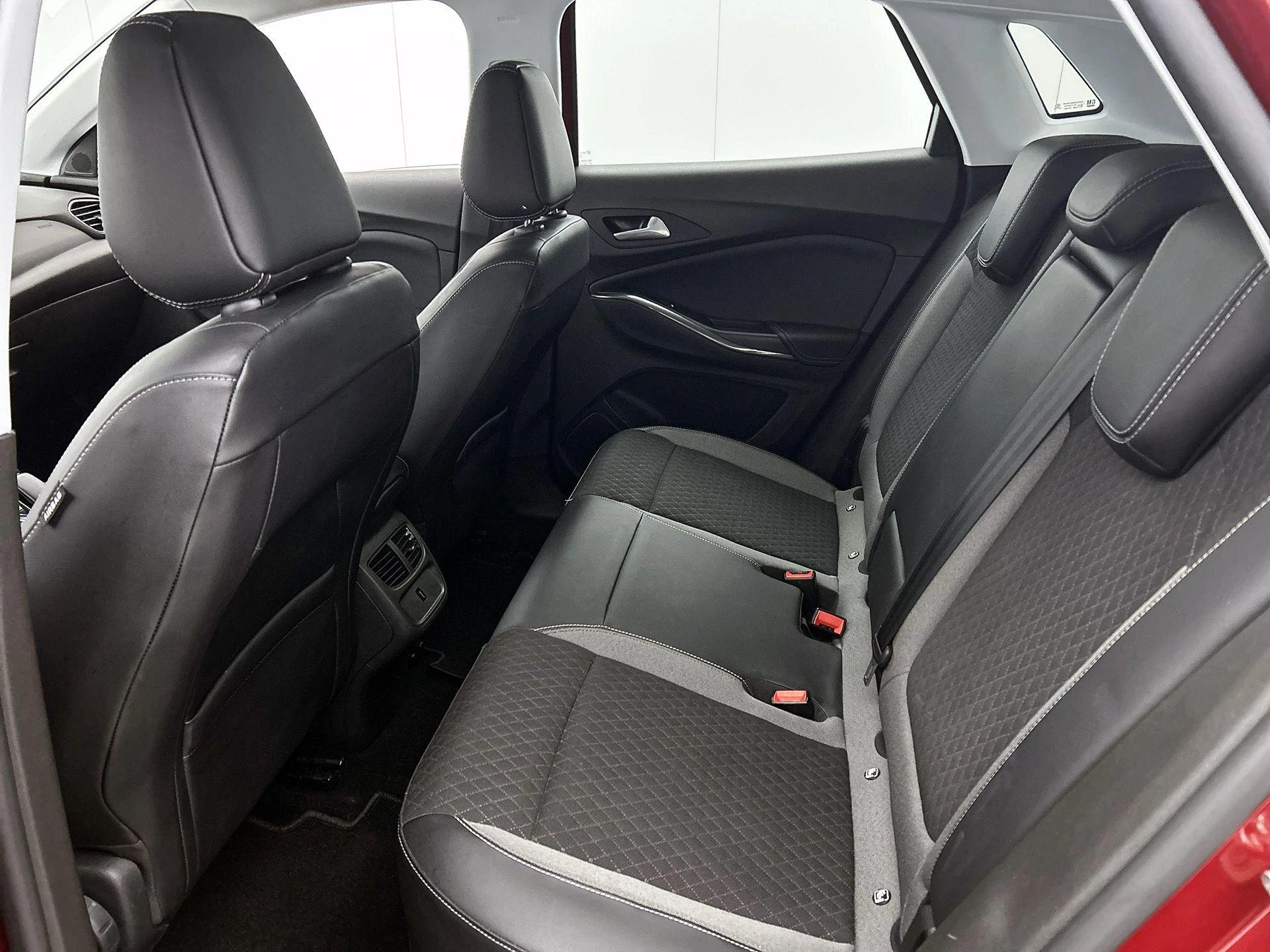 Opel-Grandland X-image-27