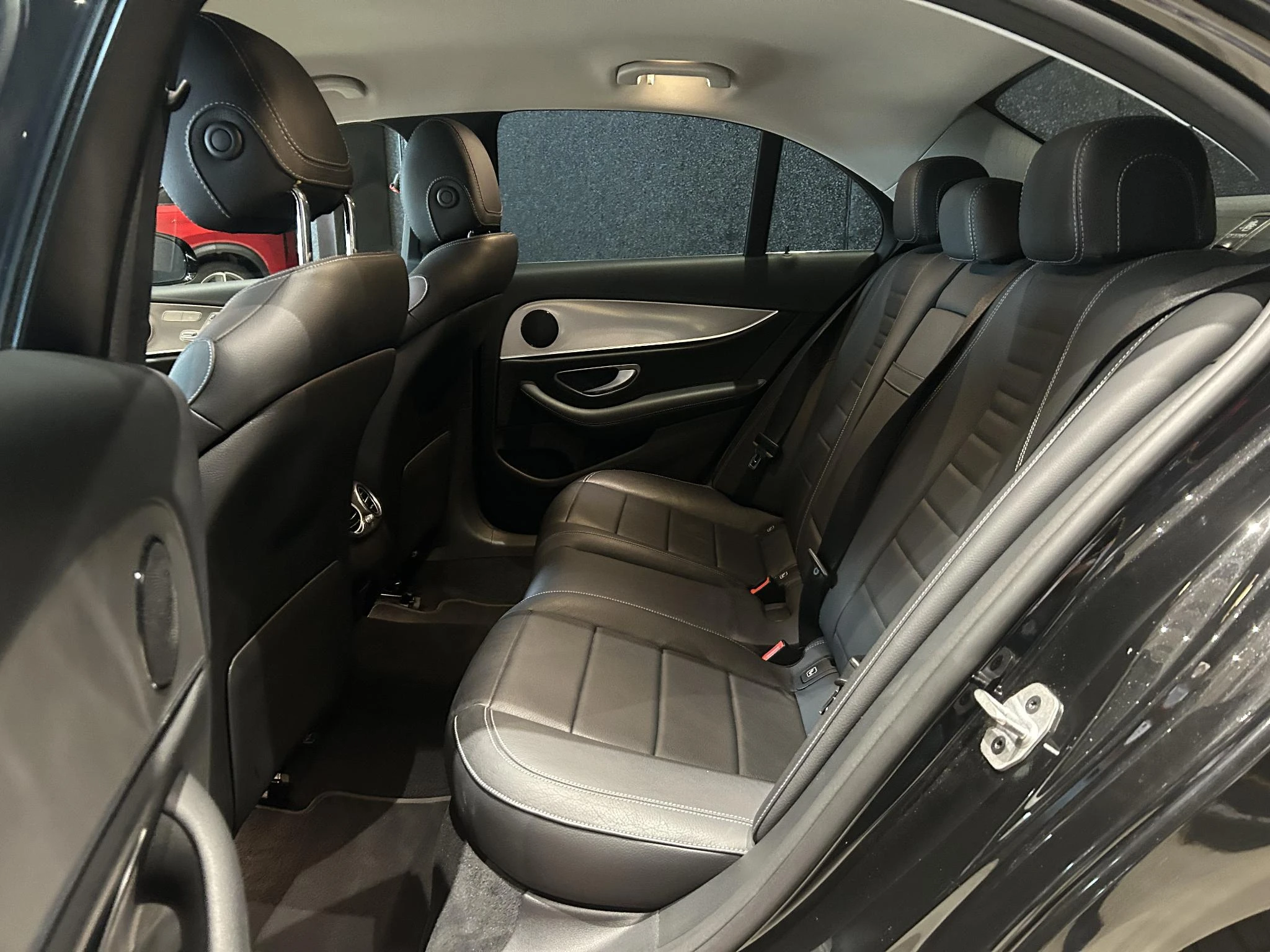 Mercedes-Benz-Classe E-image-8