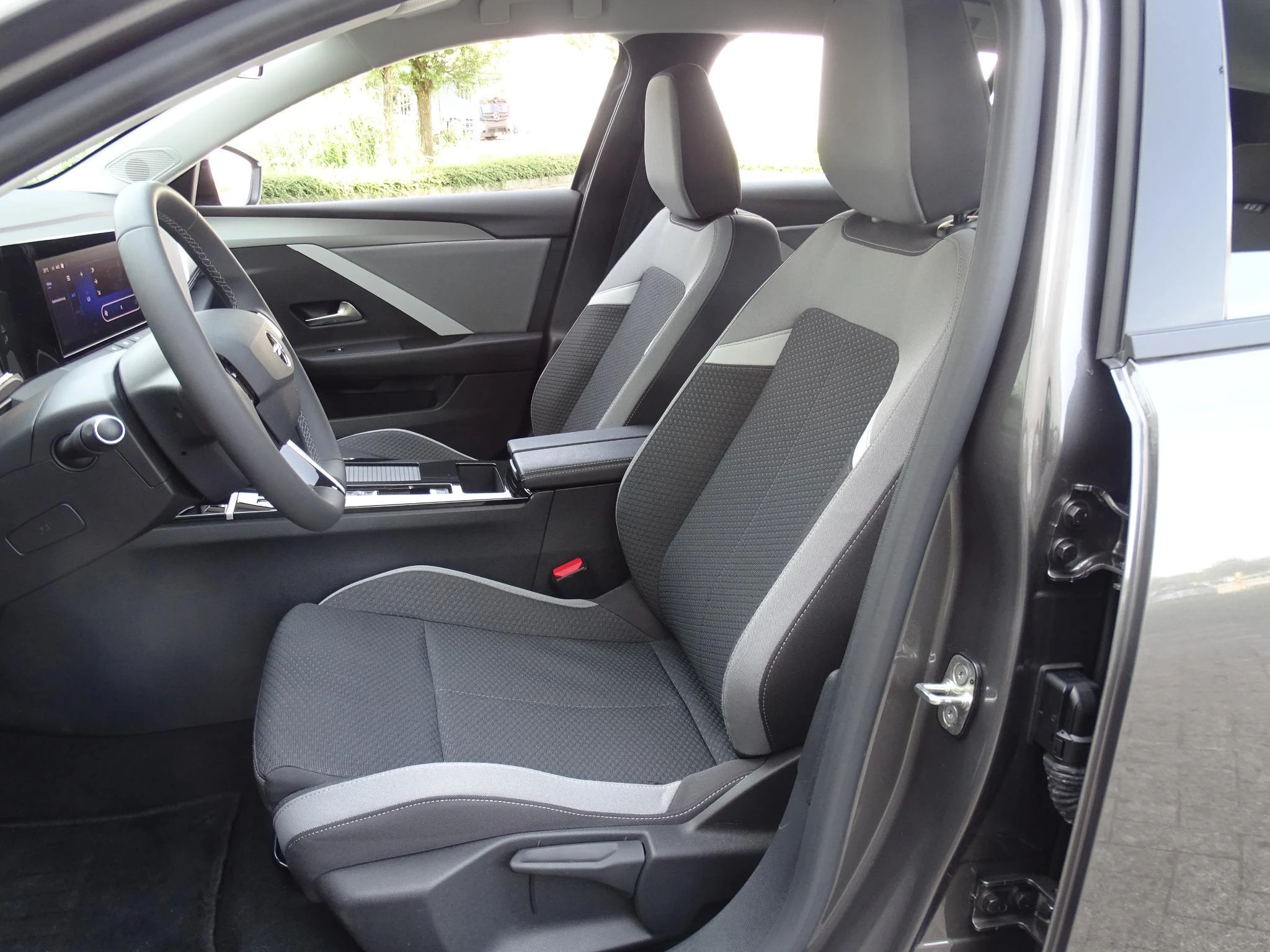 Opel-Astra-image-10