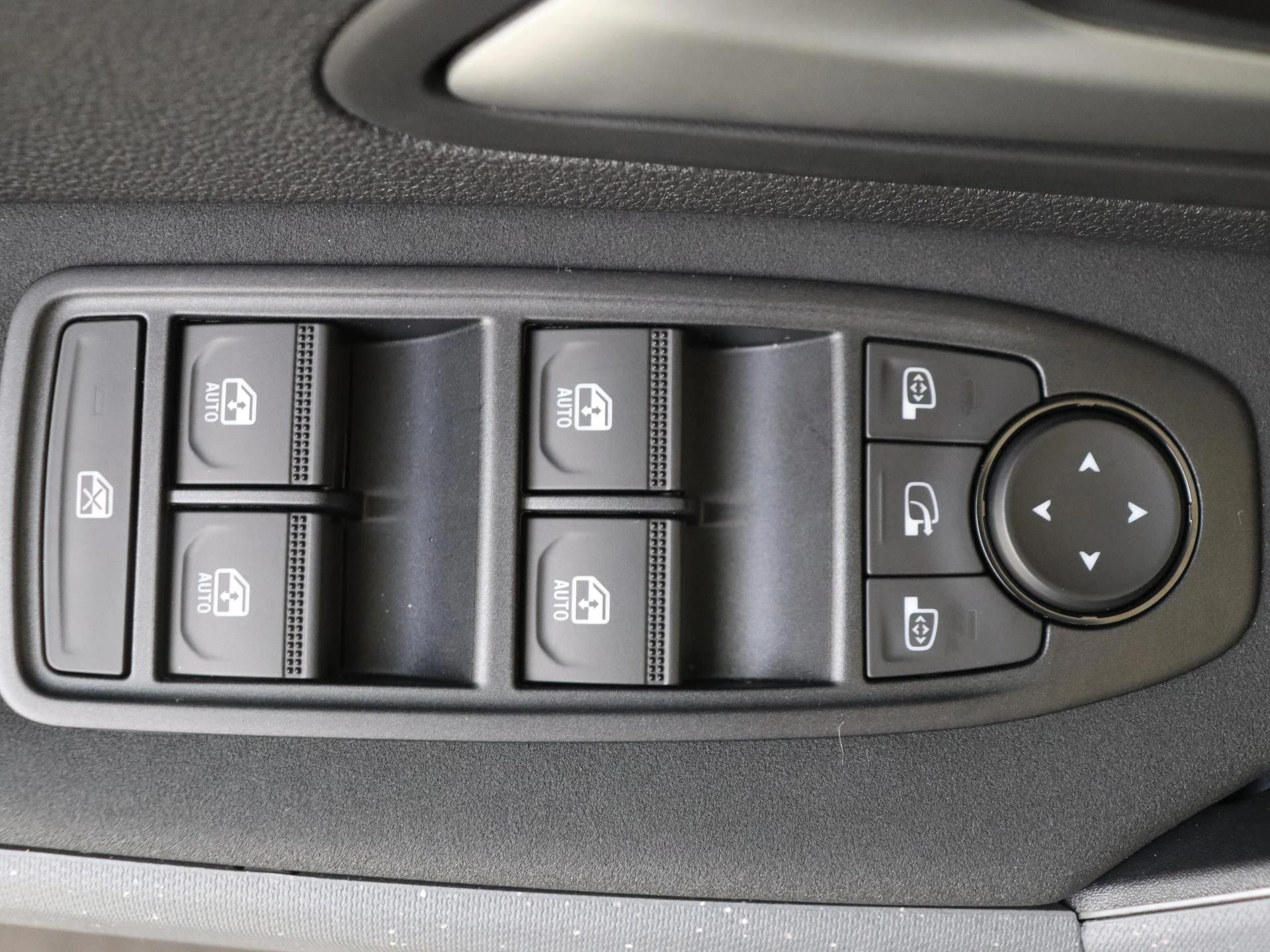 Dacia-Duster-image-24