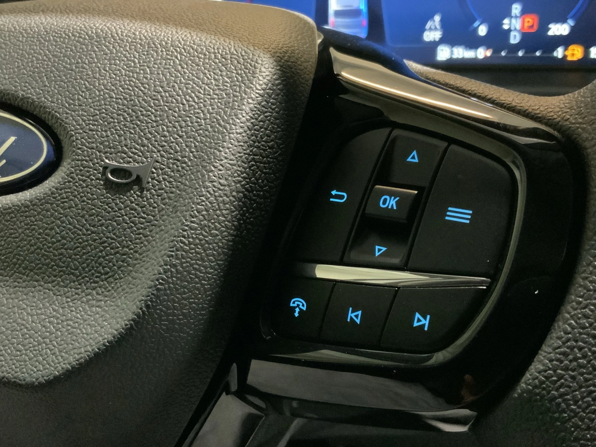 Ford-Transit Custom-image-18