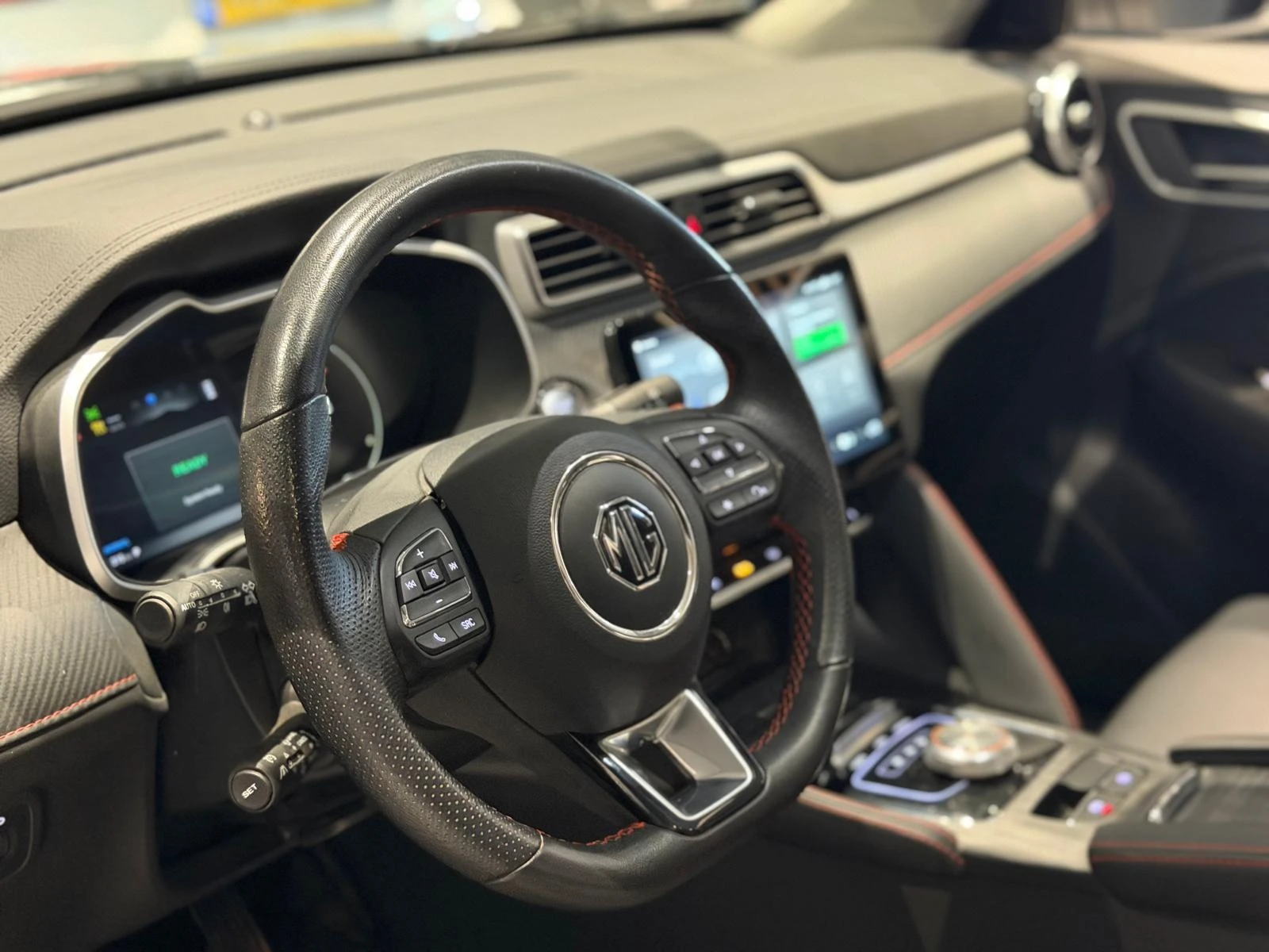 MG ZS EV Long Range Luxury 70 kWh