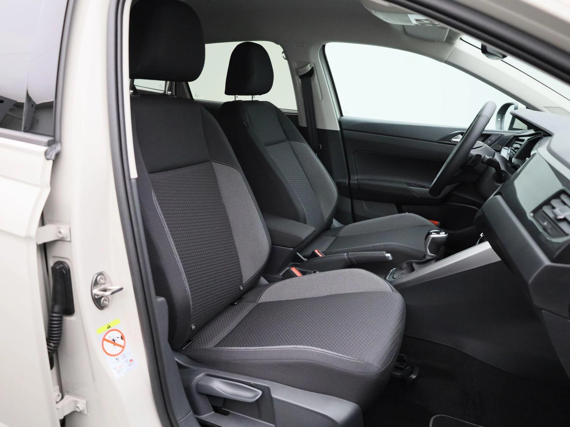 Volkswagen-Taigo-image-33