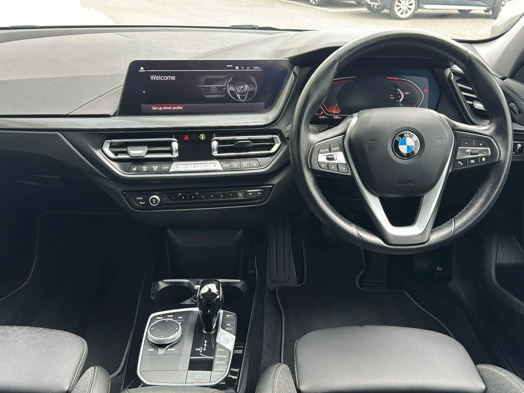 BMW-1 Series-image-5