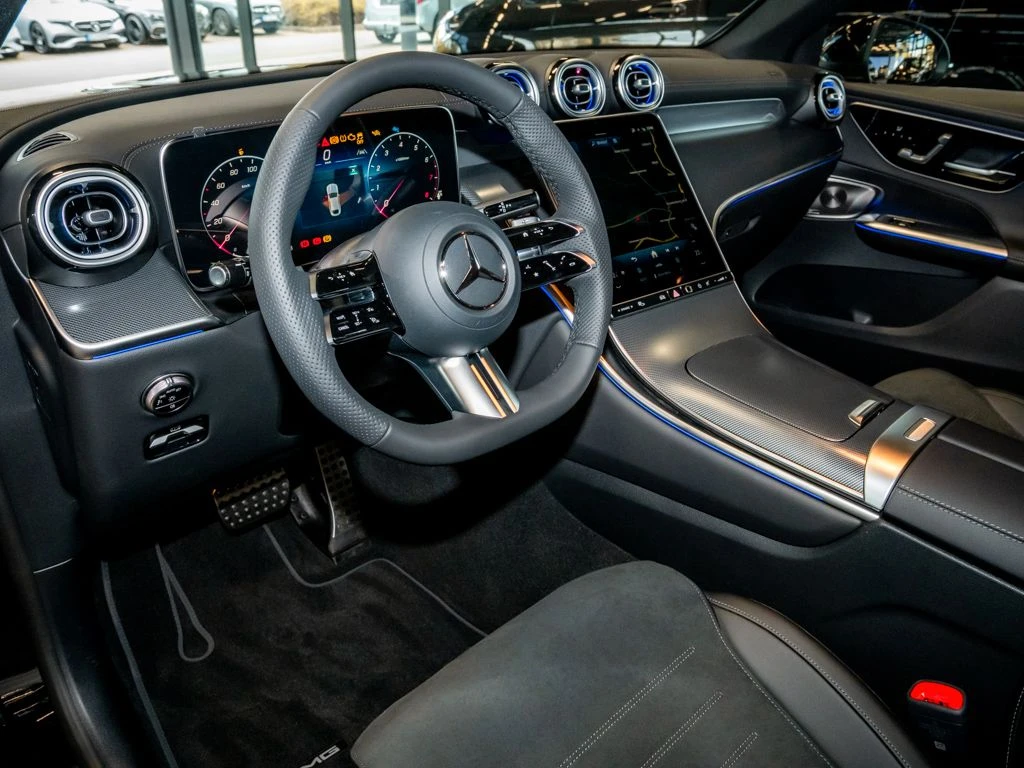 Mercedes-Benz-GLC 200-image-7