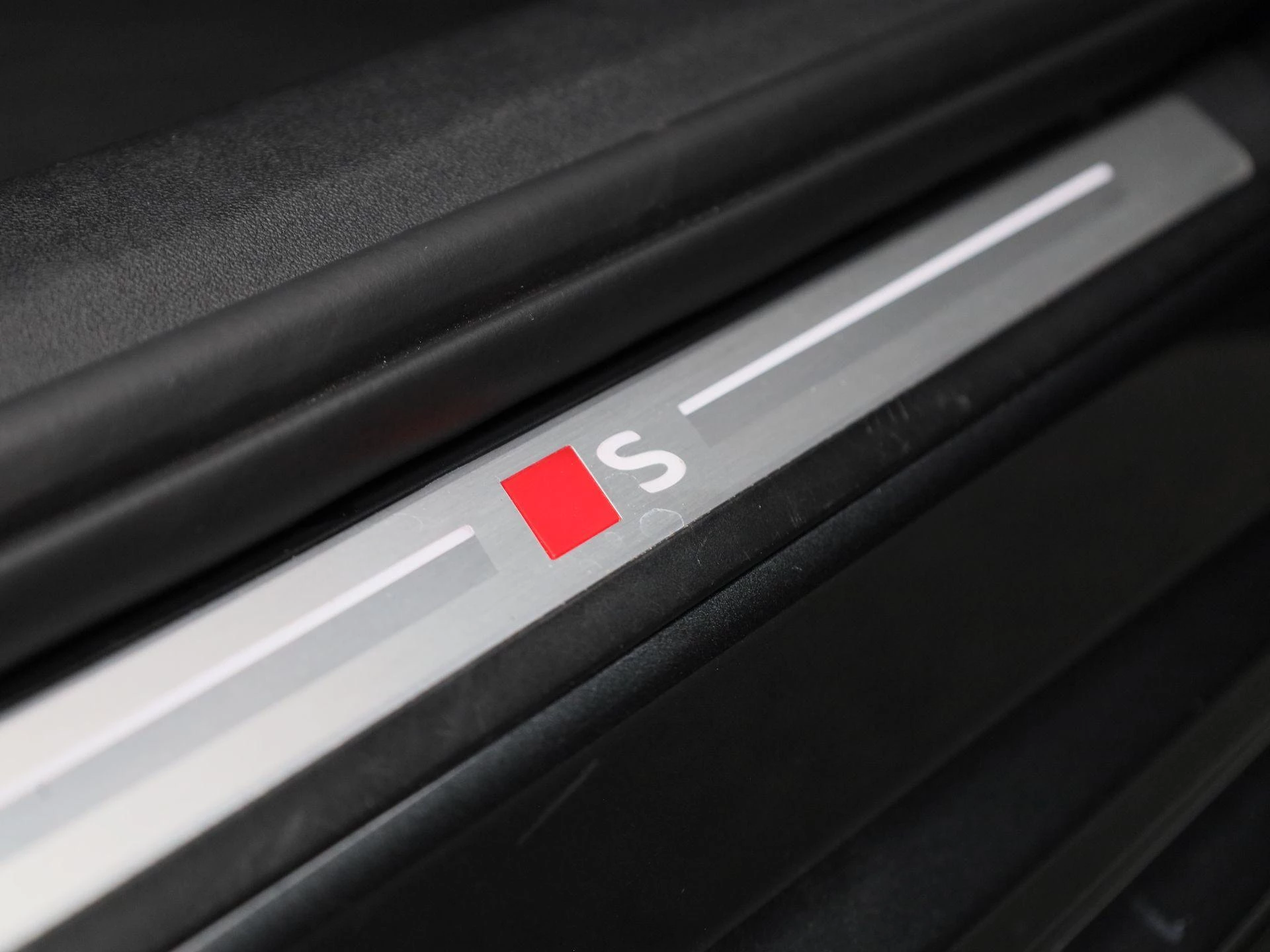 Audi A5 Avant 2.0 e-hybrid quattro S edition Competition