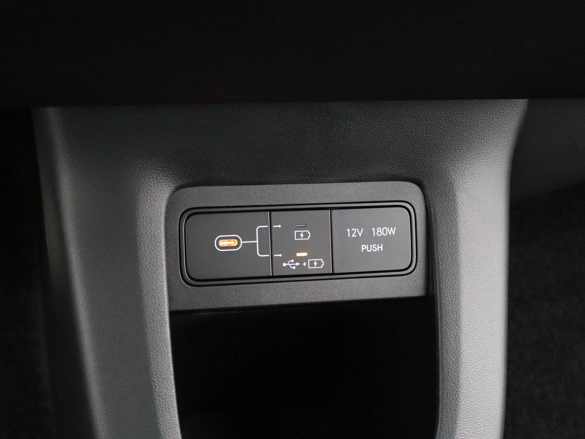 Hyundai-IONIQ 5-image-21