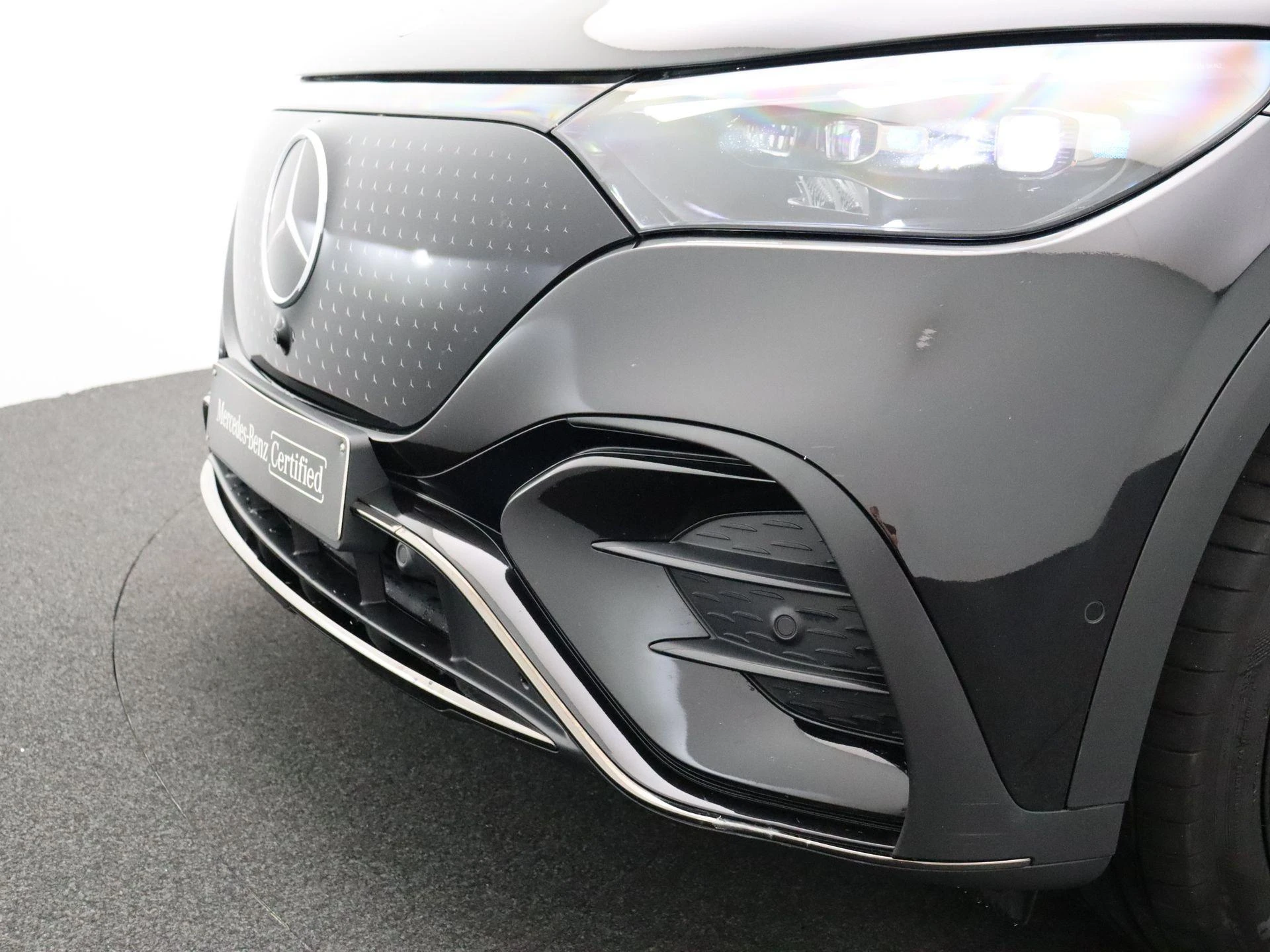 Mercedes-Benz-EQE-image-31