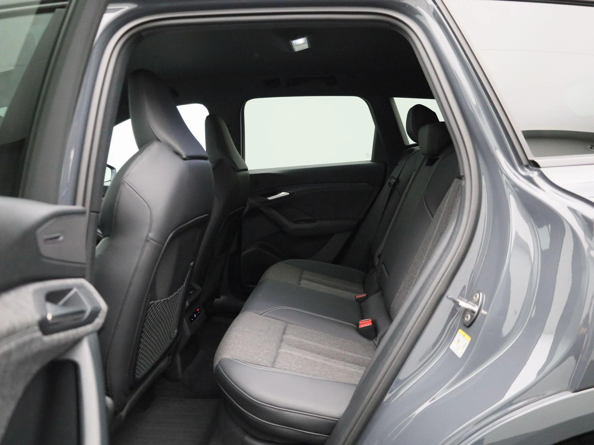 Audi-Q6 e-tron-image-10