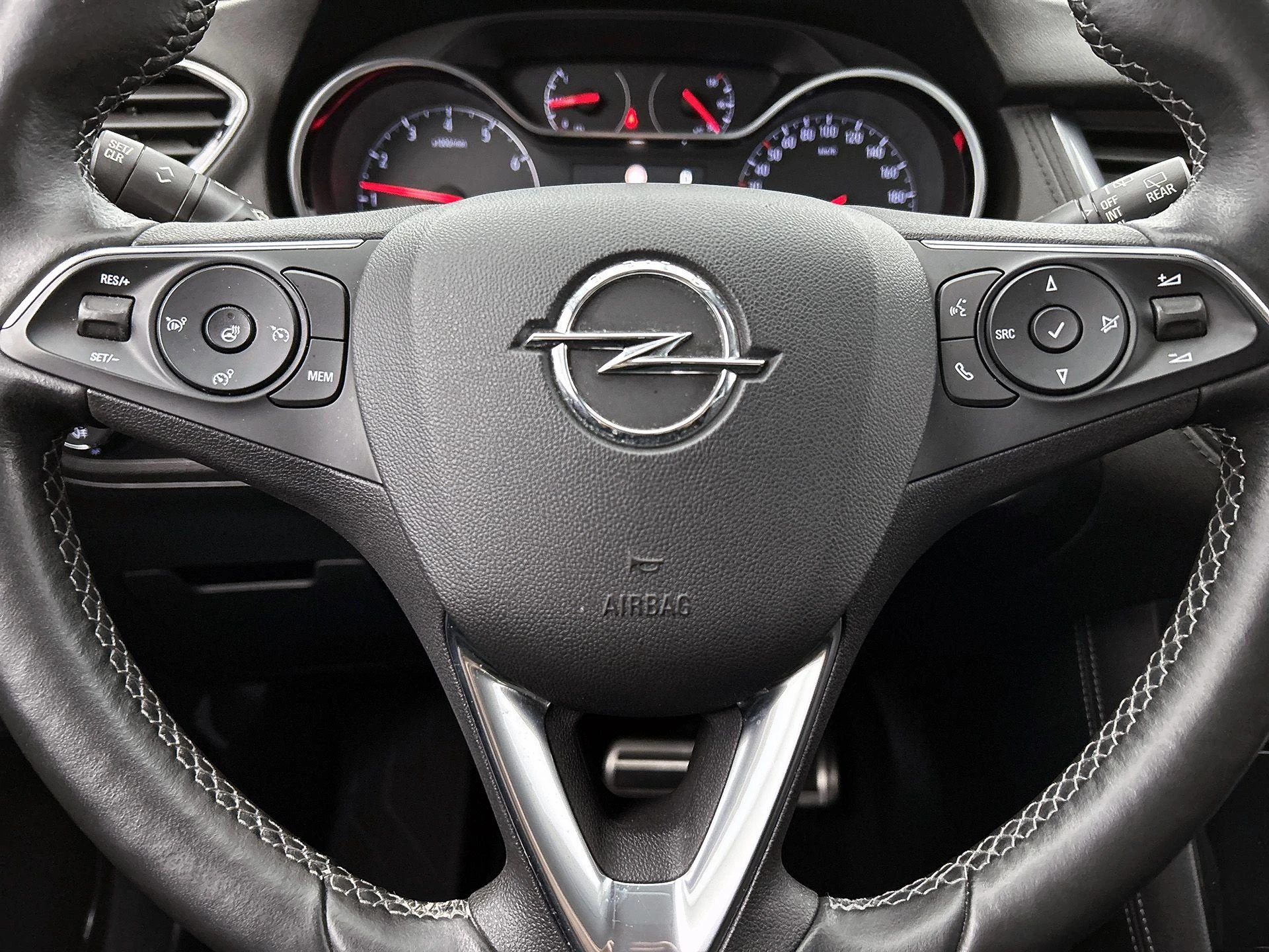 Opel-Grandland X-image-38