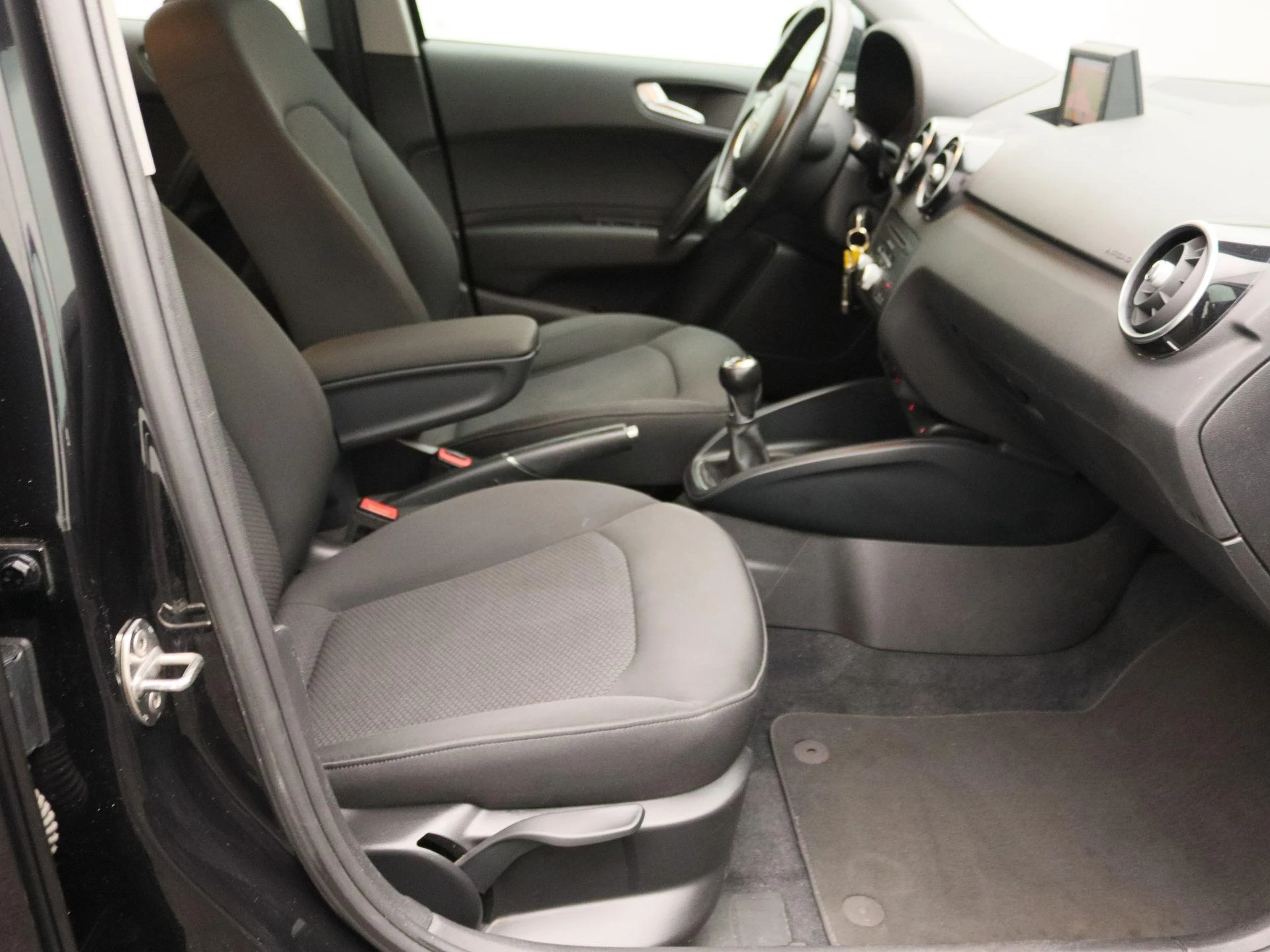 Audi-A1 Sportback-image-24