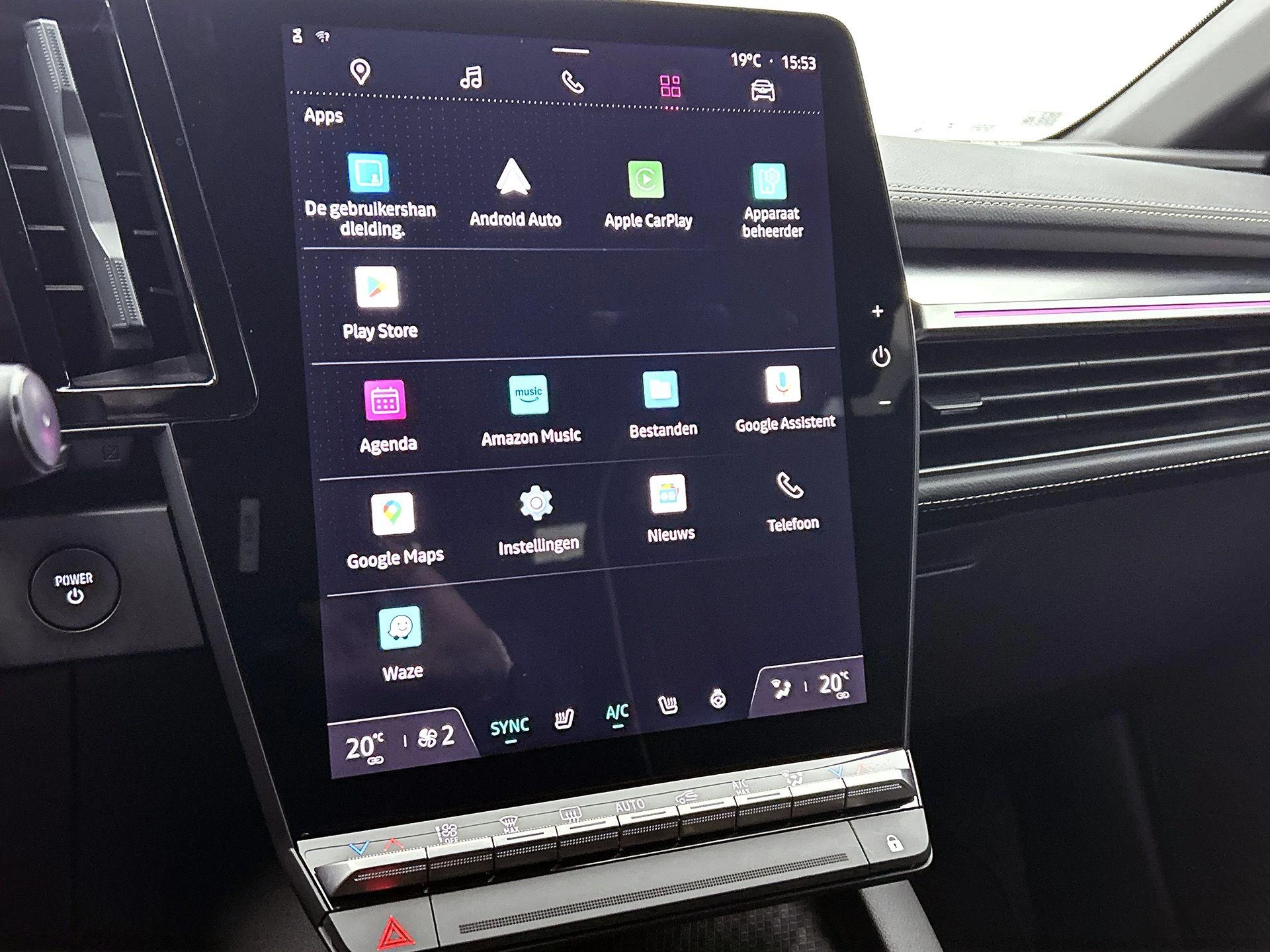 Renault-Megane E-Tech-image-33