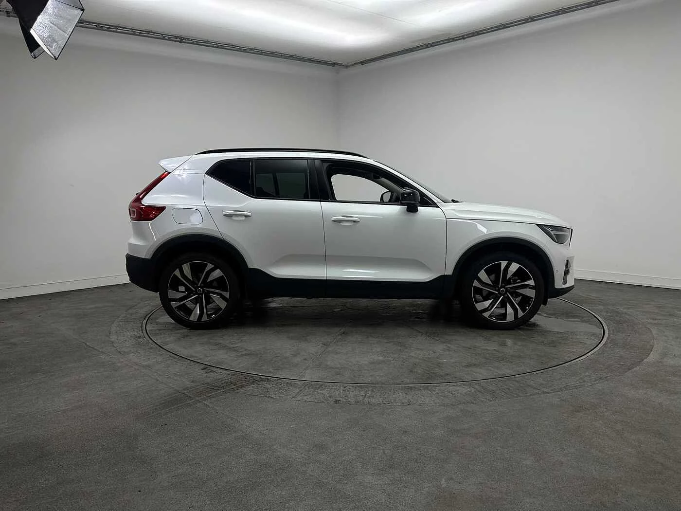 Volvo-XC40-image-2