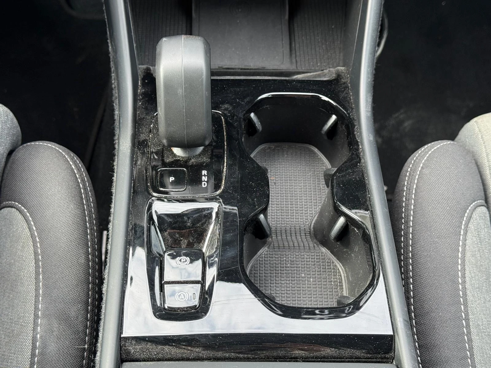 Volvo-XC40-image-20