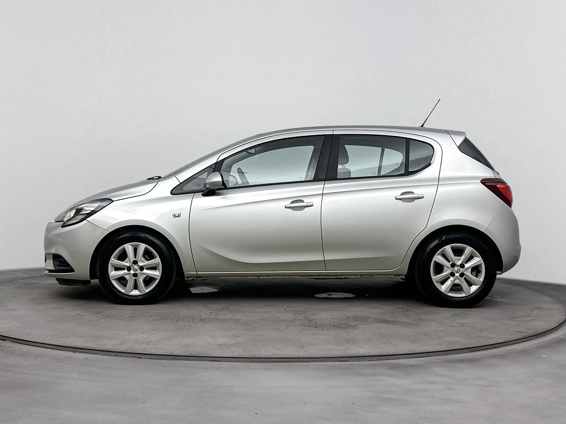Opel-Corsa-image-1