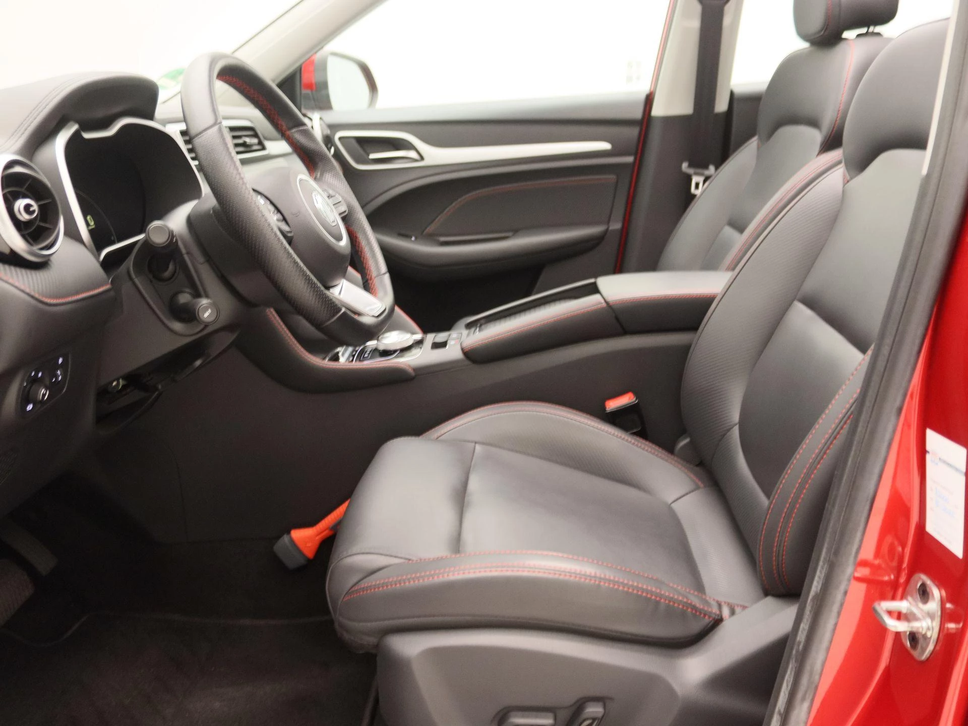MG ZS EV Long Range Luxury 70 kWh