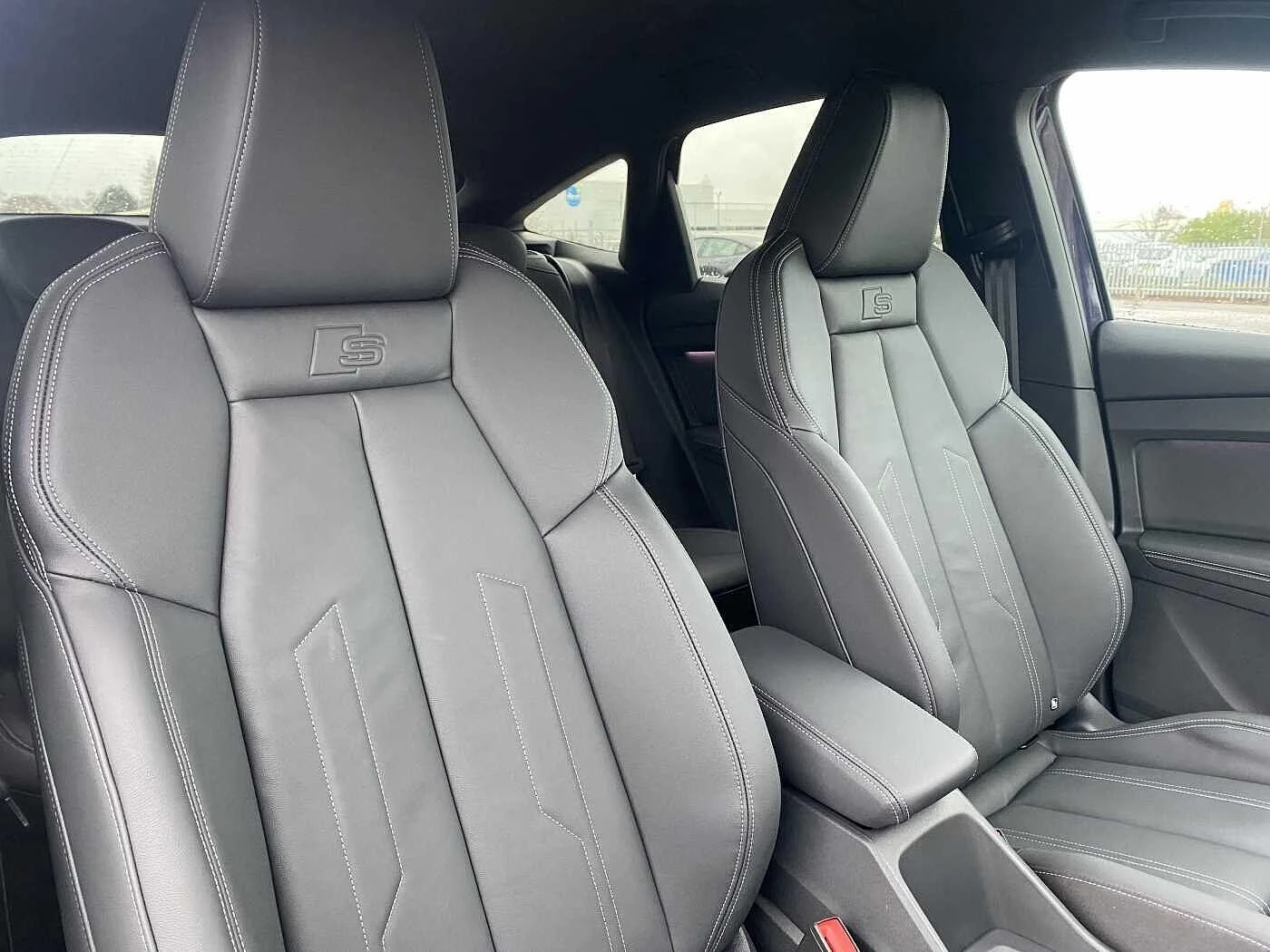 Audi-Q4 Sportback e-tron-image-18