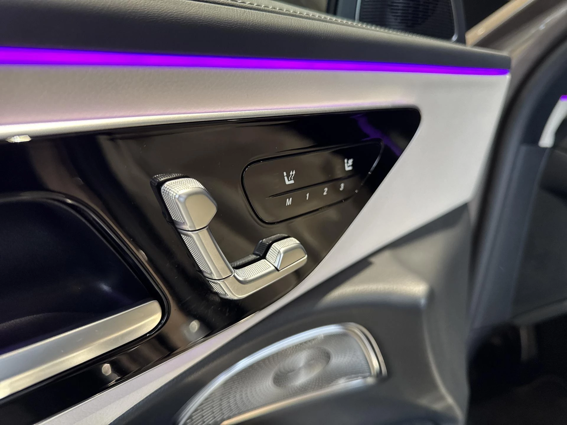Mercedes-Benz Classe E 220 d AMG Line Estate + SUPERSCREEN + PANO + BURMESTER + LEDER +