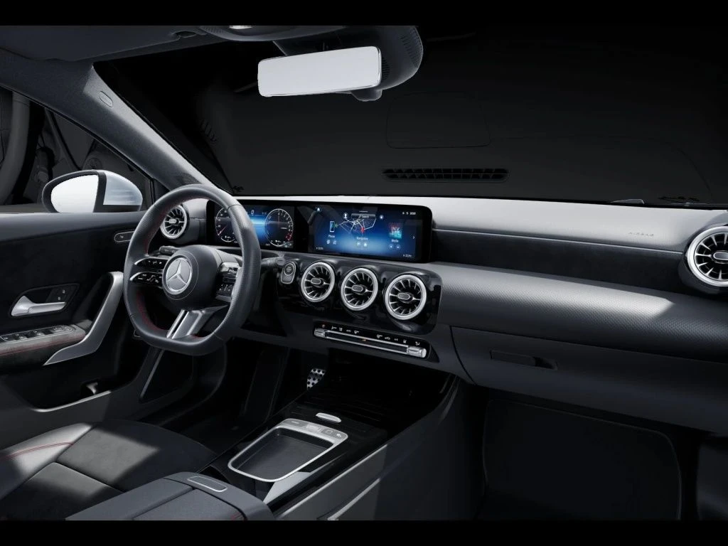Mercedes-Benz-A-Klasse 250 e-image-11