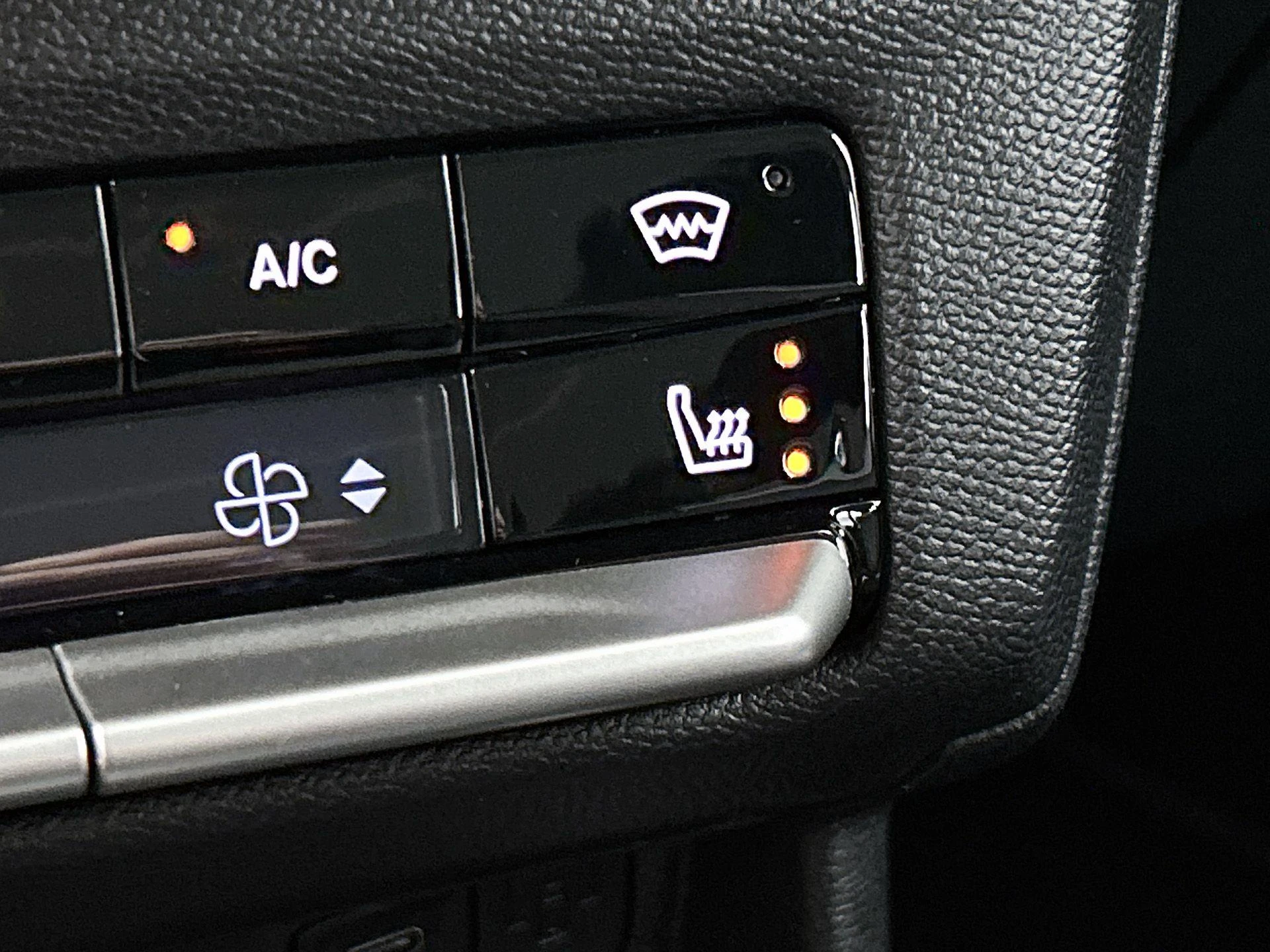 Opel Frontera 1.2 Turbo Hybrid Edition