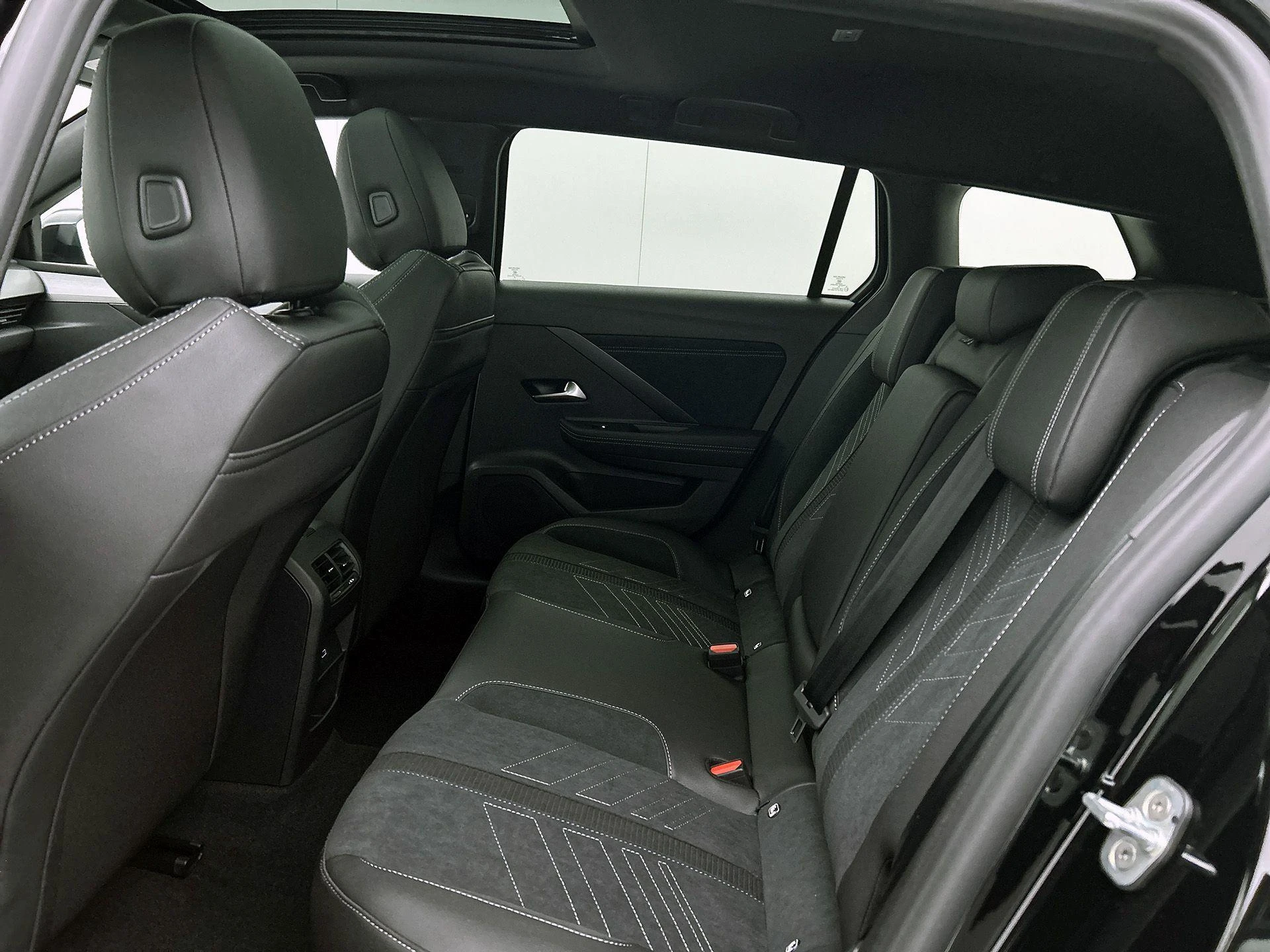 Opel-Astra-image-26