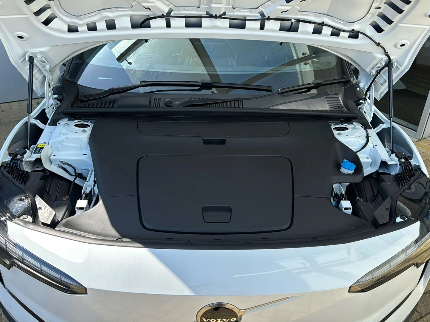 Volvo EX30 200kW SM Extended Range Plus 69kWh 5dr Auto
